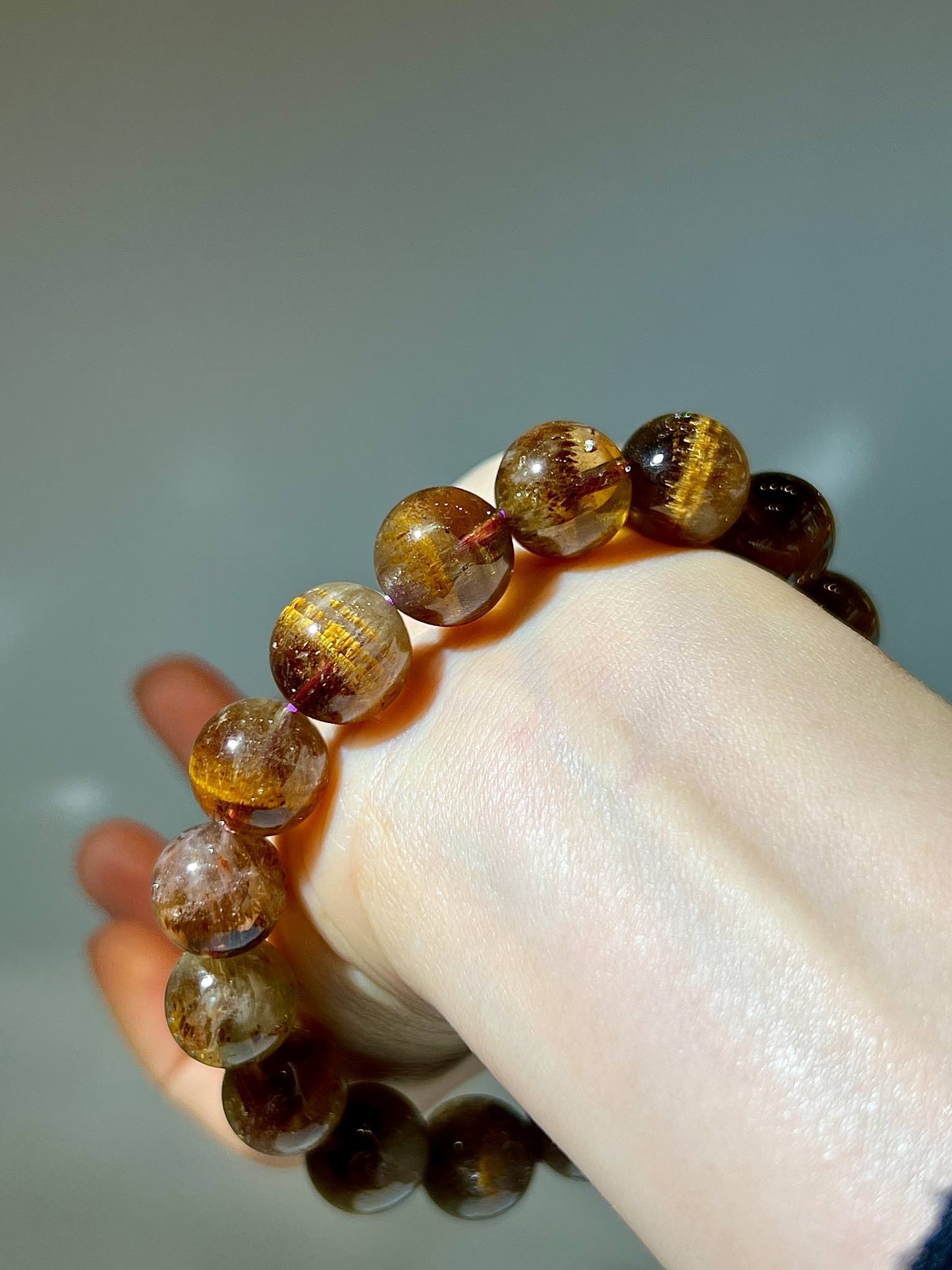 金腰帶紫鈦晶 紫鈦晶金腰帶 金腰帶 紫鈦晶 紫鈦晶功效 紫鈦晶手鏈 紫鈦水晶 茶晶 鈦晶 金髮晶 鈦晶手鏈 香港水晶 南無水晶 namucrystal amethyst