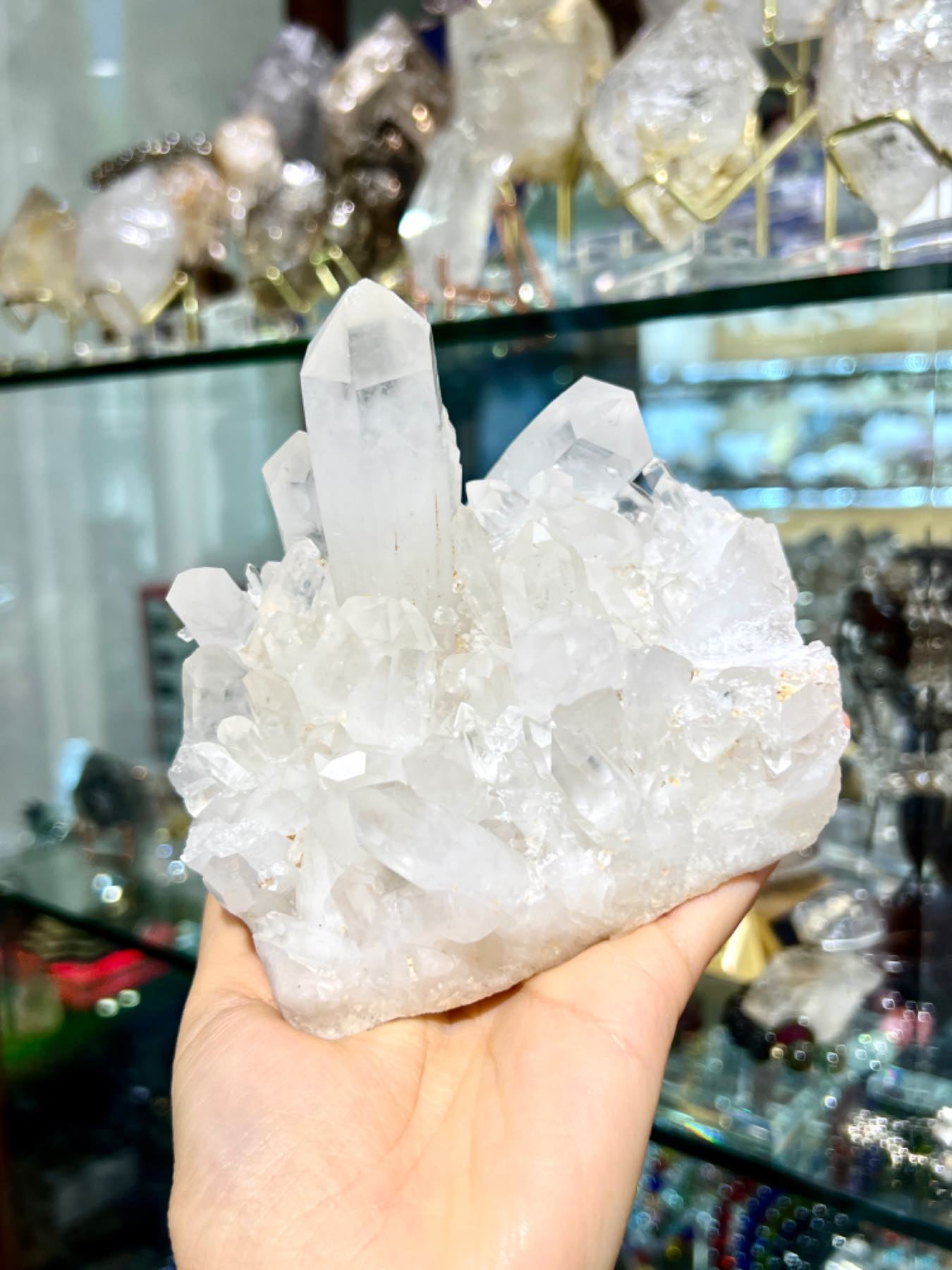水晶店 香港水晶店 香港水晶 白晶簇 淨化水晶 家居淨化 水晶功效 水晶原石 白水晶 晶簇 晶艦功效 水晶簇