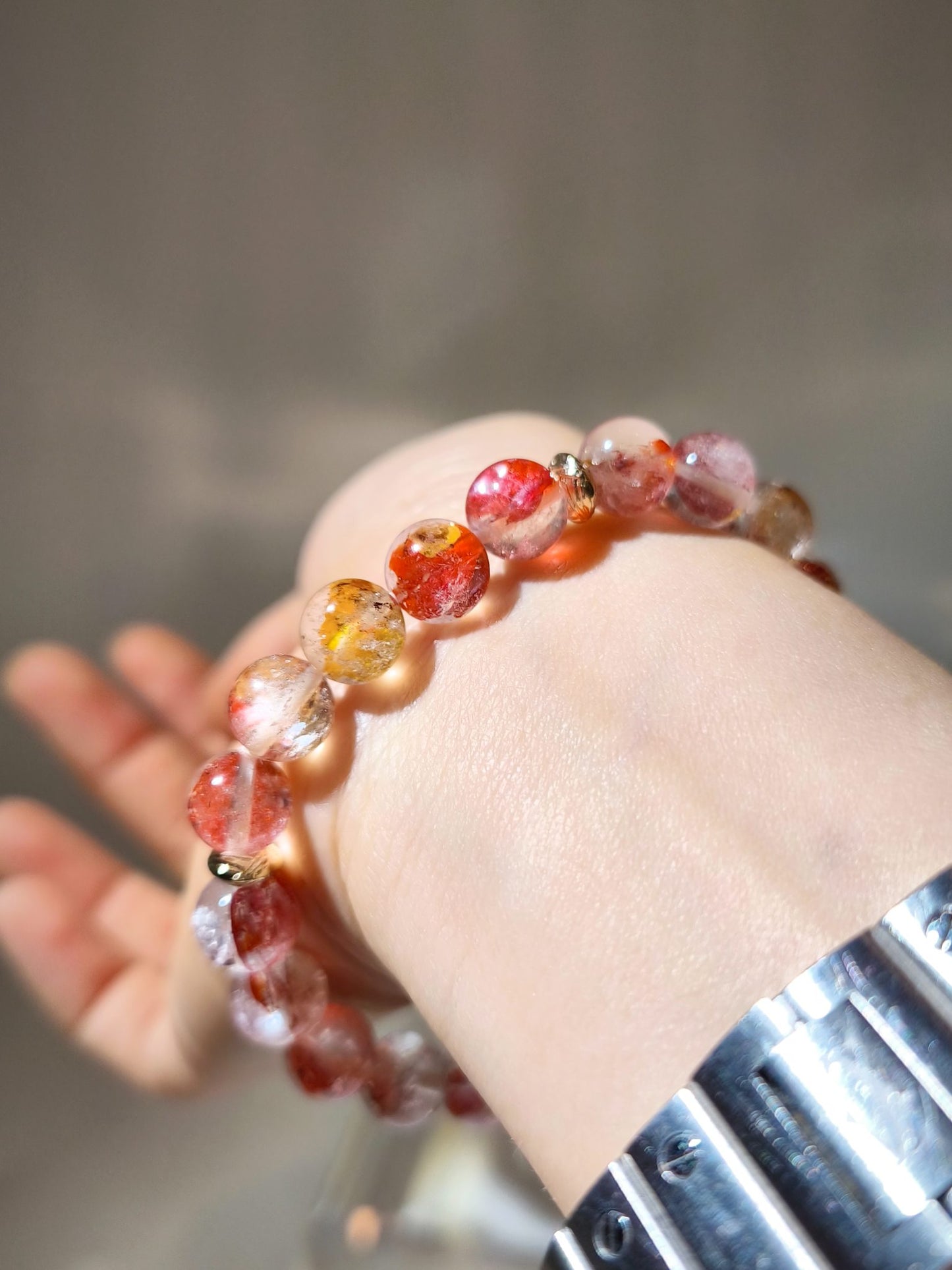 錦鯉膠花 膠花水晶 南無水晶 namu crystal 定制手串 脈輪定制服務 頌缽療愈 Hematoid quartz 錦鯉膠花功效 錦鯉膠花海底輪