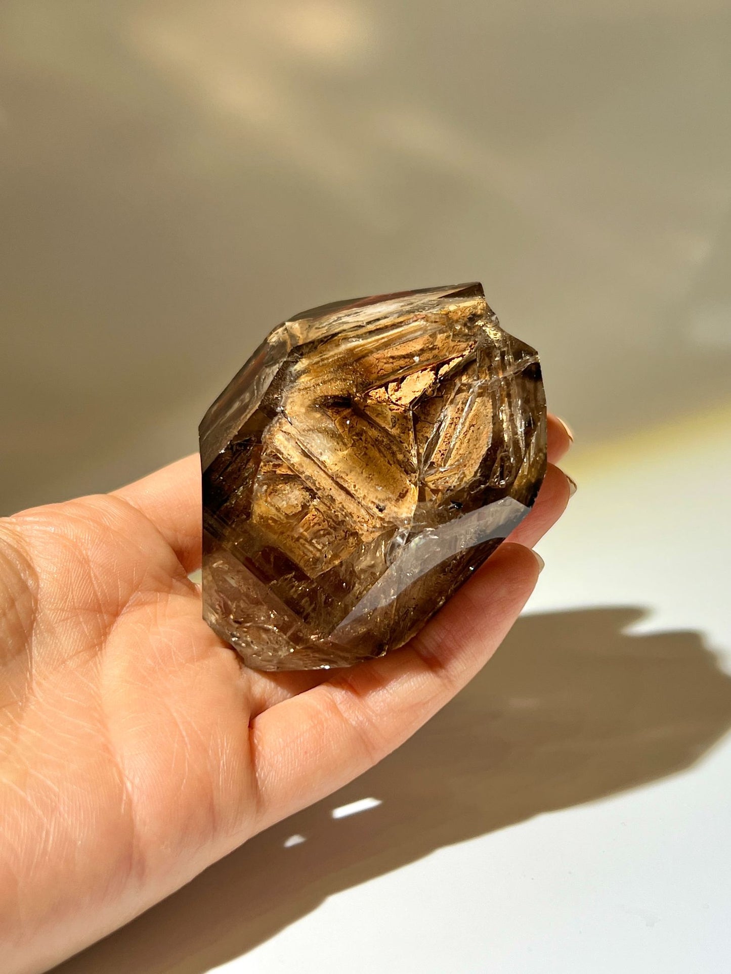 骸骨閃靈鑽 骸骨水晶 skeletal Herkimer diamond 赫基蒙閃靈鑽 閃靈鑽 香港閃靈鑽 白水晶 白晶 水晶 天然水晶 南無水晶 namucrystal 骨幹水晶 骨幹閃靈鑽 香港水晶店 record keeper 三角紋路