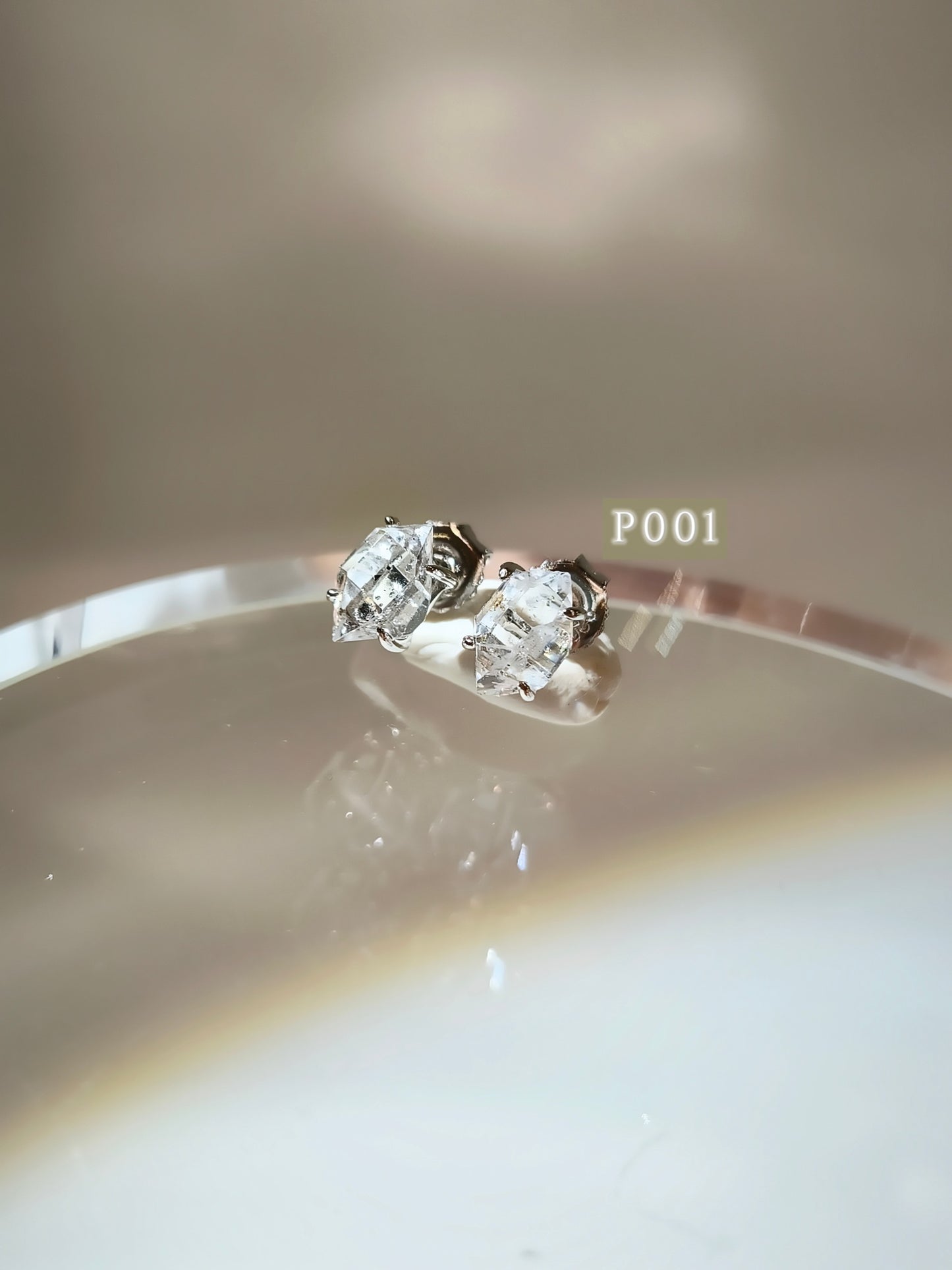 油膽閃靈鑽 herkimerdiamond petroleum 閃靈鑽 水膽閃靈鑽 水庫閃靈鑽 流沙閃靈鑽 香港閃靈鑽 閃靈鑽產地 閃靈鑽淨化 閃靈鑽原石 淨化水晶 水晶原石 香港水晶店 香港水晶 herkimerdiamond