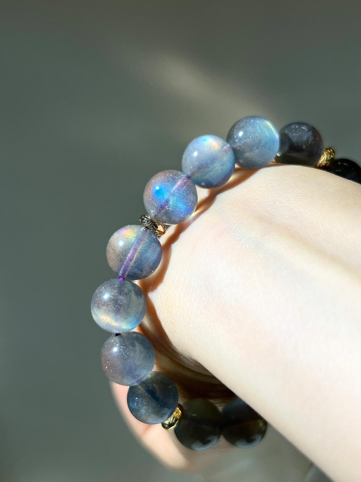 紫拉長 彩拉長 拉長石 Labradorite 拉長石功效 灰月亮 拉長石手鏈 紫拉長水晶 姻緣水晶 人緣水晶