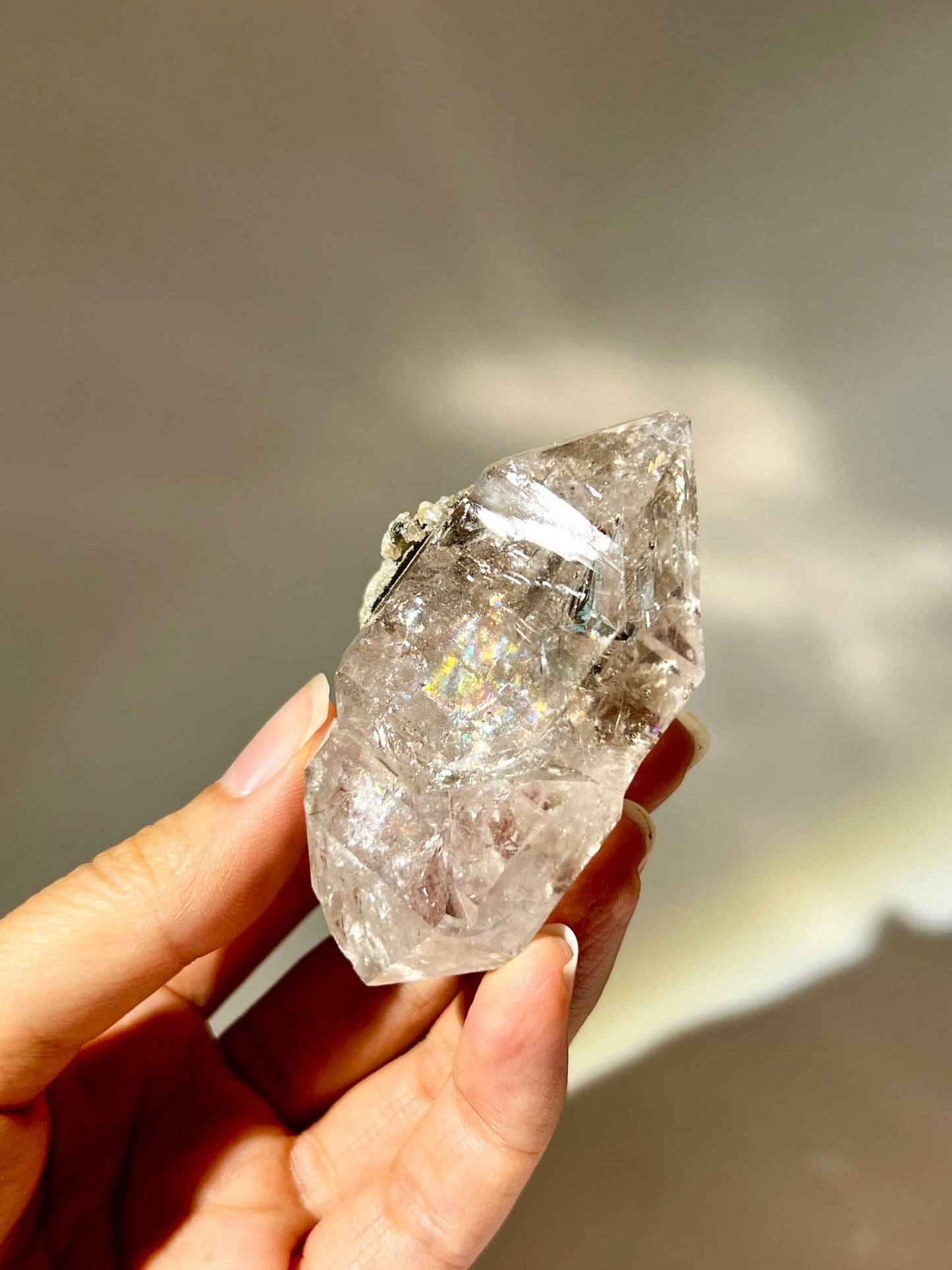 閃靈鑽 骸骨閃靈鑽 骨幹閃靈鑽 閃靈鑽功效 淨化閃靈鑽 水晶原石