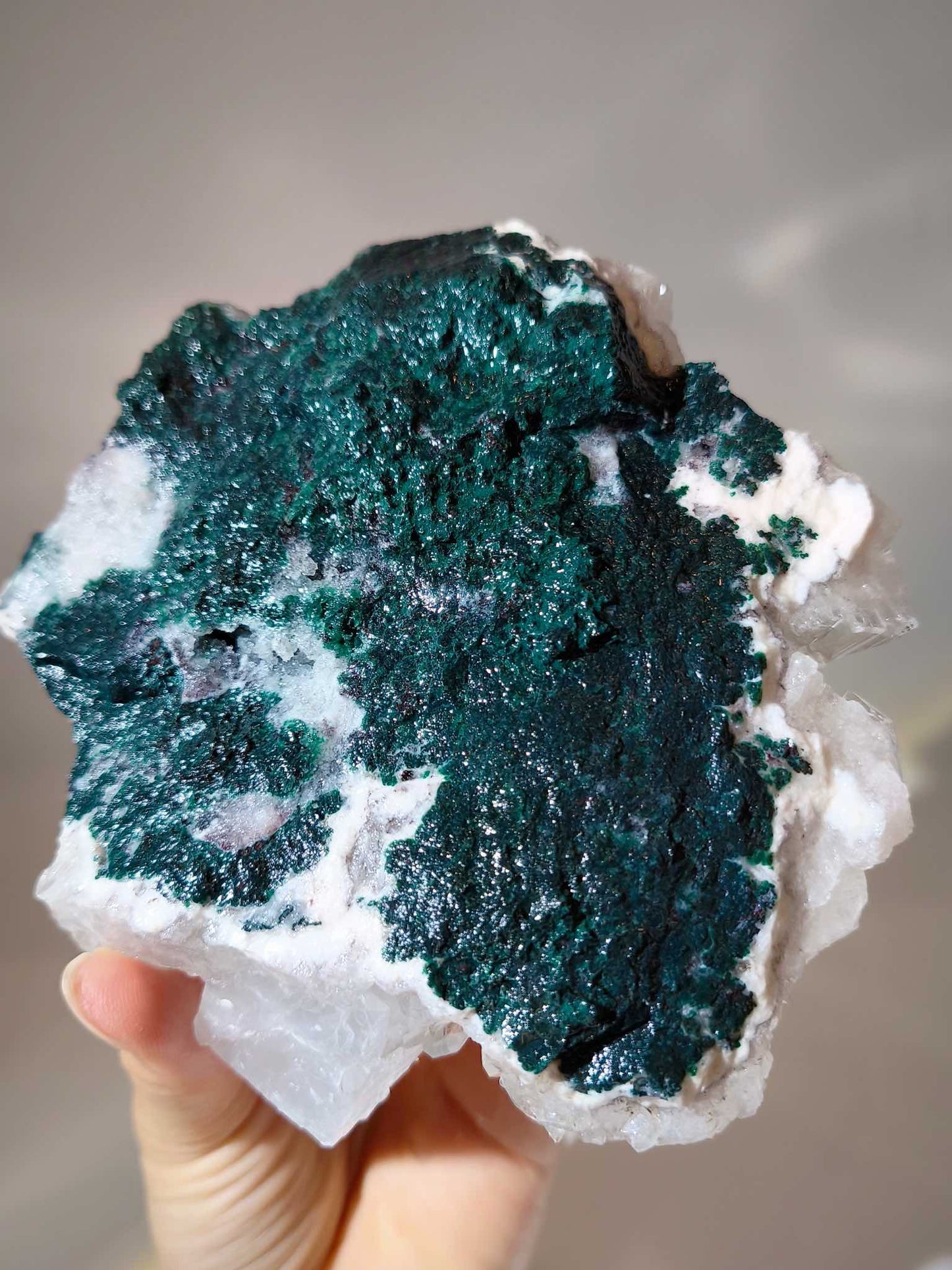 Apophyllite India 鑽石魚眼石 魚眼石 印度魚眼石 魚眼石功效 水晶原石 白水晶 原石水晶 香港魚眼石 沸石 輝沸石 香港水晶