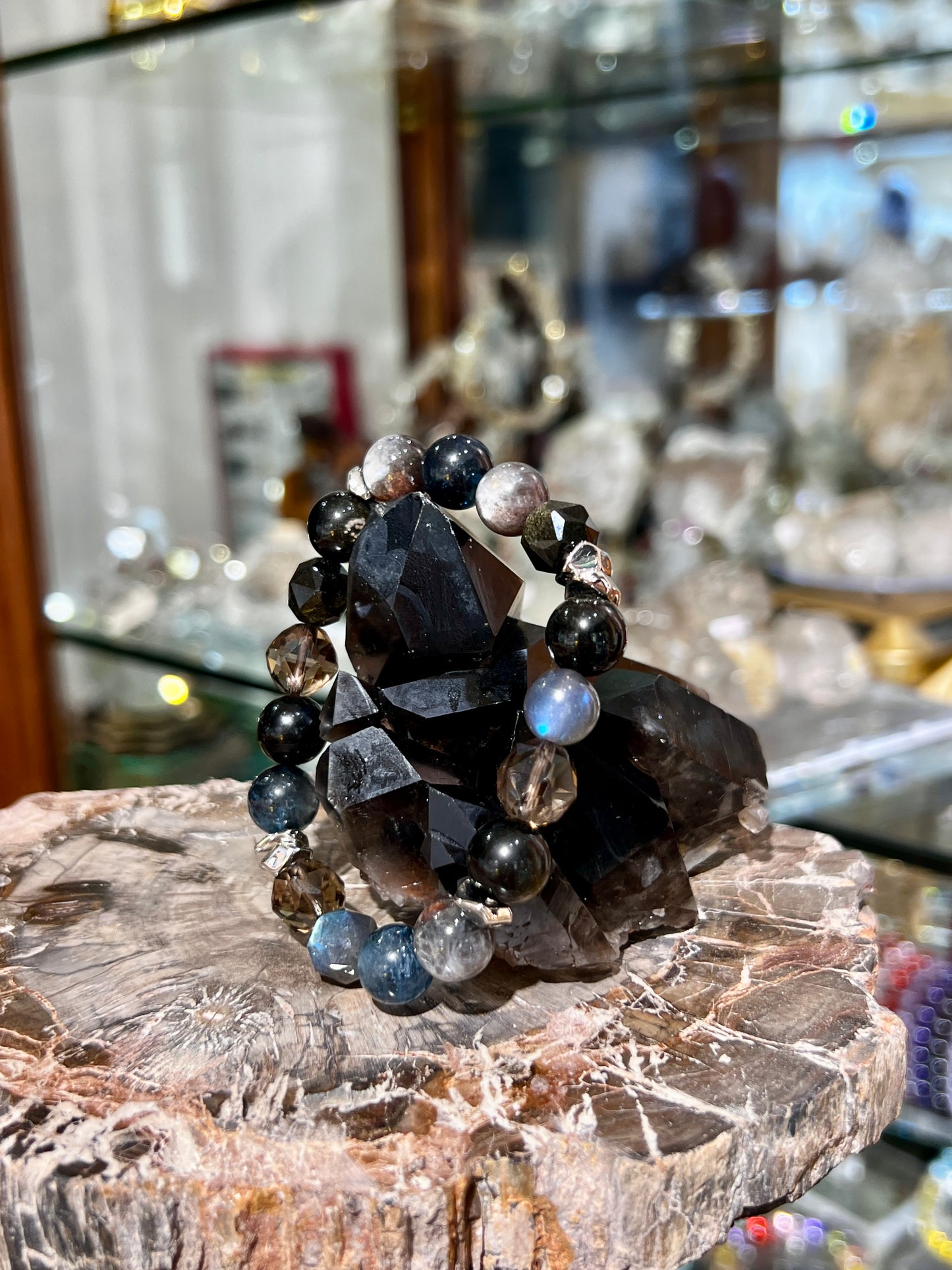 黑晶簇 茶晶簇 煙晶簇 黑水晶 黑色水晶 水晶原石 黑水晶簇 香港水晶店 黑色晶簇