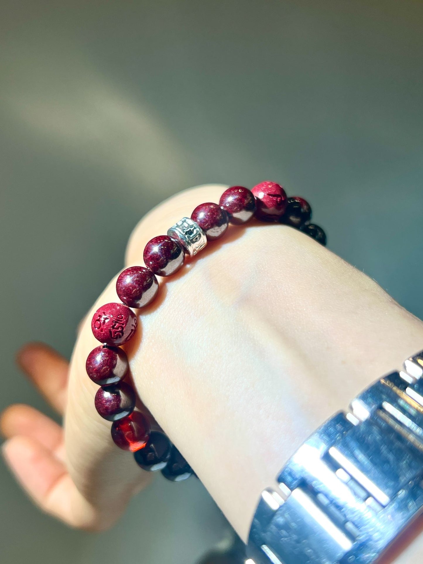 六字真言 水龍珠 硃砂 辟邪 紅色水晶 辟邪水晶 香港珠砂 香港水龍珠 招財水晶 風水 加持飾物 穩定心神 保護能量場