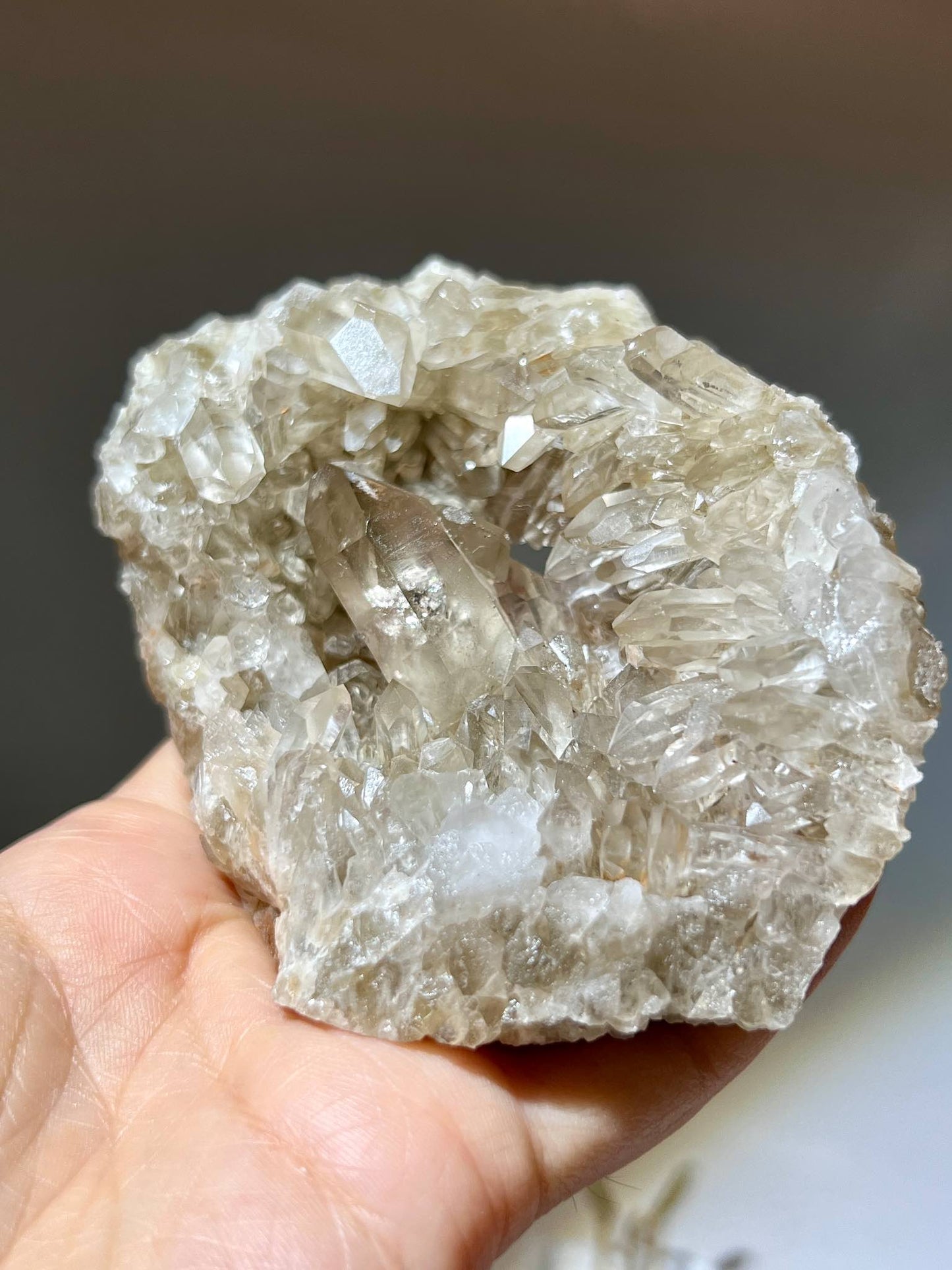 煙晶簇 茶晶簇 白水晶 香港水晶店 香港水晶 茶晶 煙晶 水晶原石