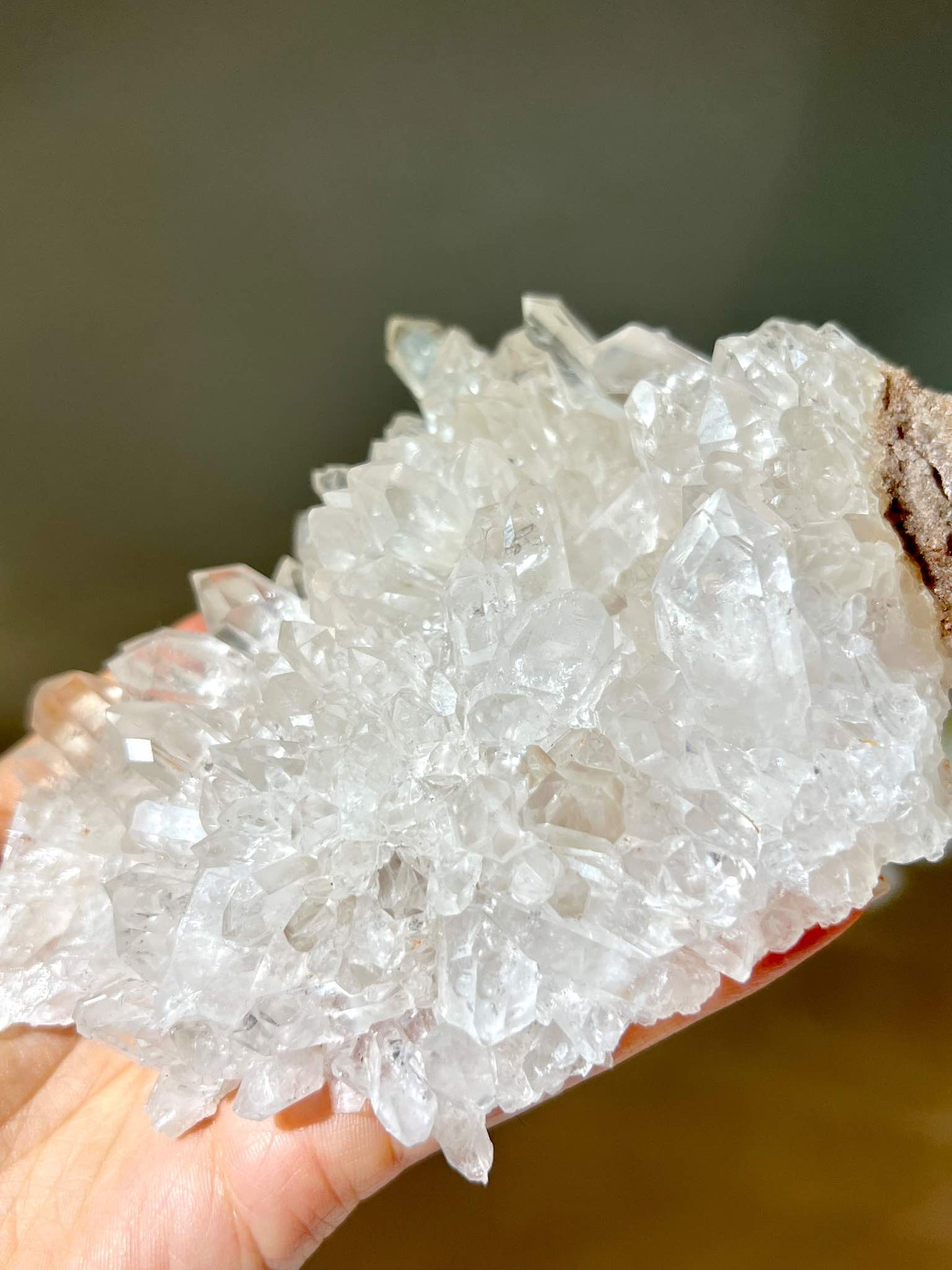 白晶簇 白水晶 晶簇 水晶原石 淨化消磁 香港水晶店 香港水晶 水晶店