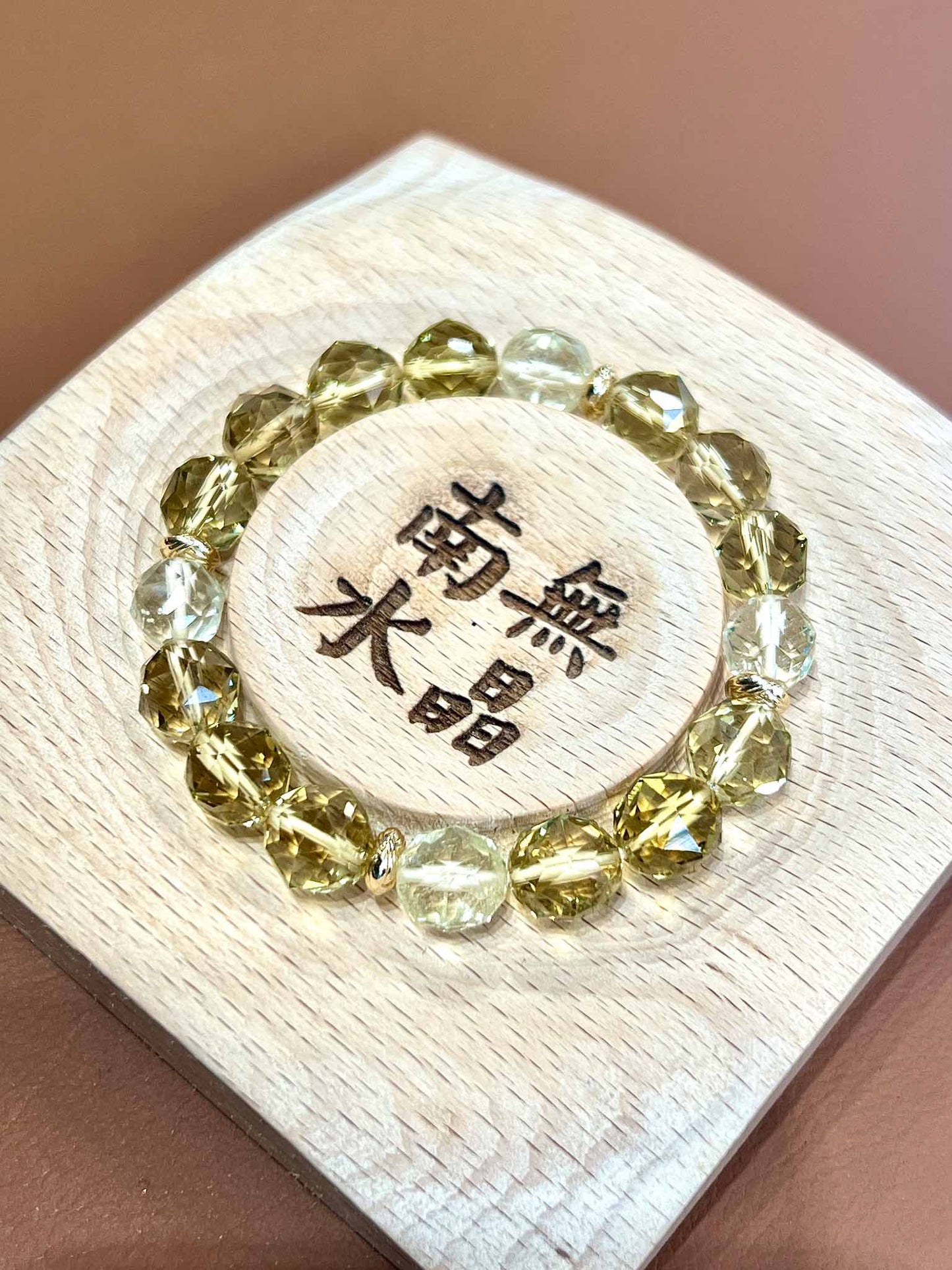 黃水晶 黃晶 黃晶手串 黃隕石 利比亞黃隕石 天然隕石 黃色水晶 財運水晶 定制手串 南無水晶 citrine libyan gold tektite 黃晶功效 太陽輪