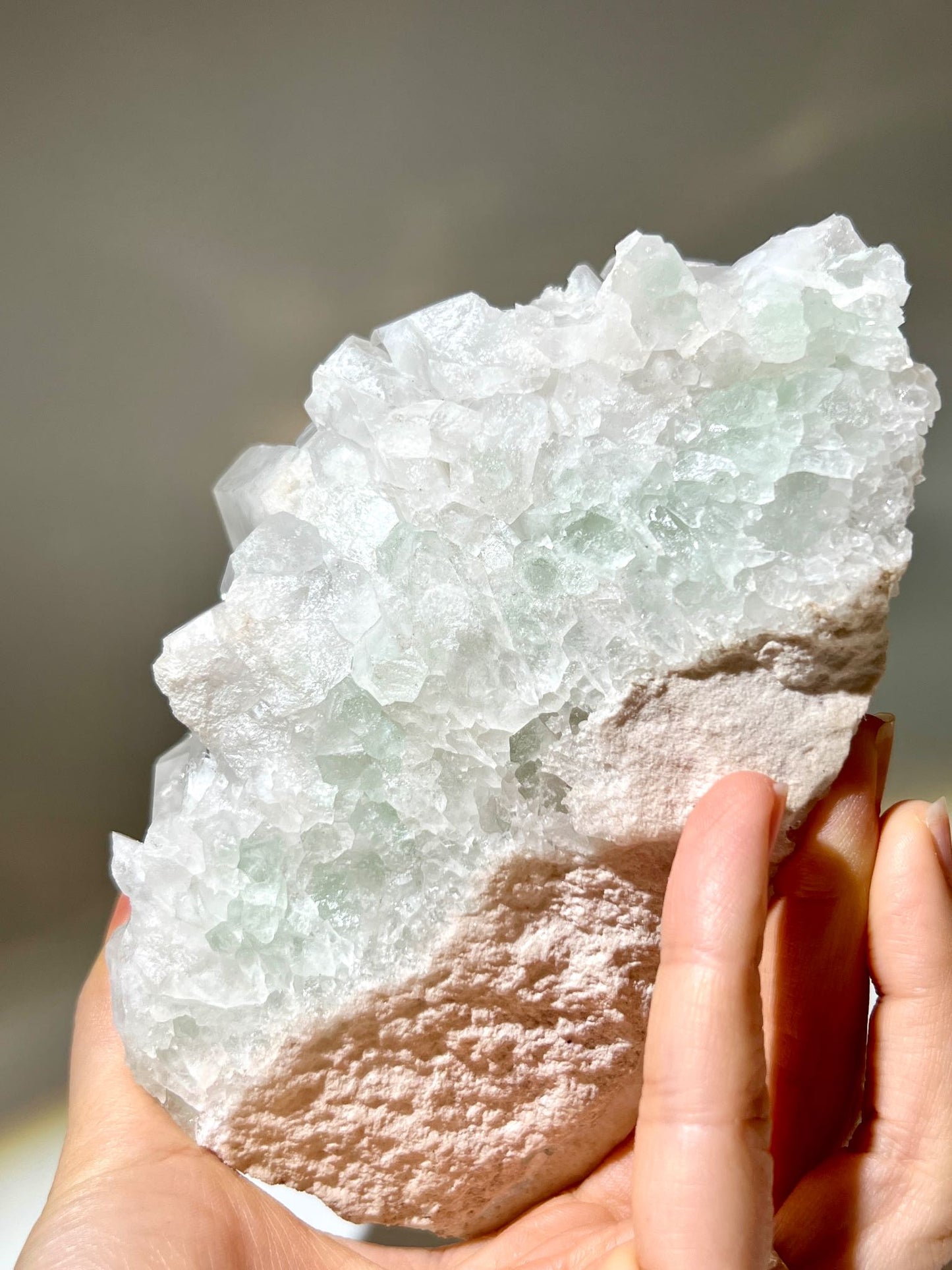 翠幽靈晶簇 翠幽靈原石 翠幽靈 翠幽靈水晶 水晶店 香港水晶店 香港水晶 白晶簇 淨化水晶 家居淨化 水晶功效 水晶原石 白水晶 晶簇 晶簇功效 南無水晶