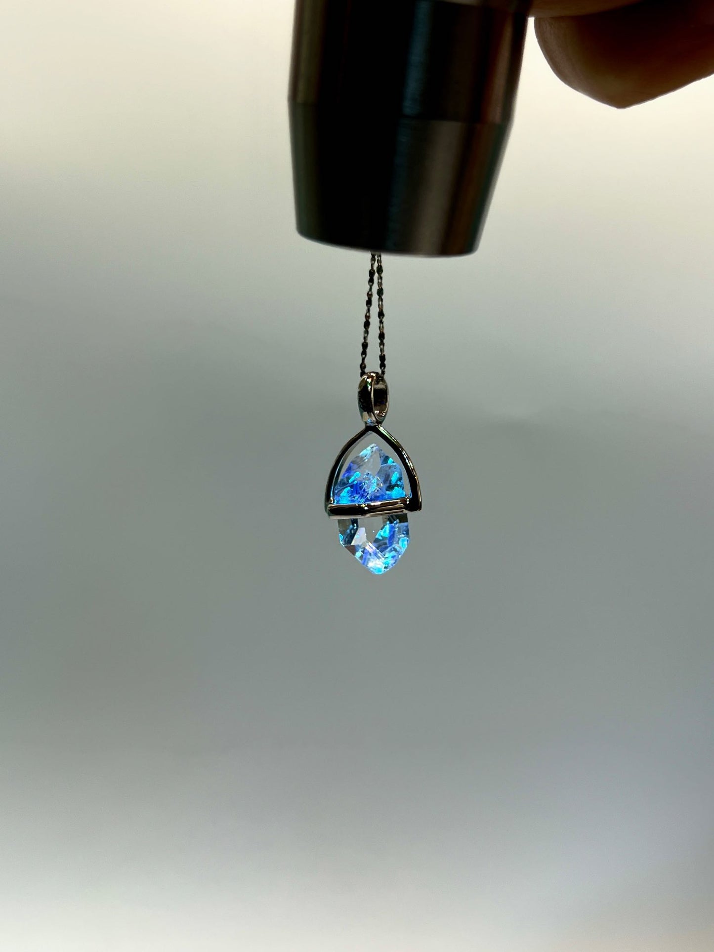 閃靈鑽吊墜/巴基斯坦閃靈鑽 (黃金油膽)