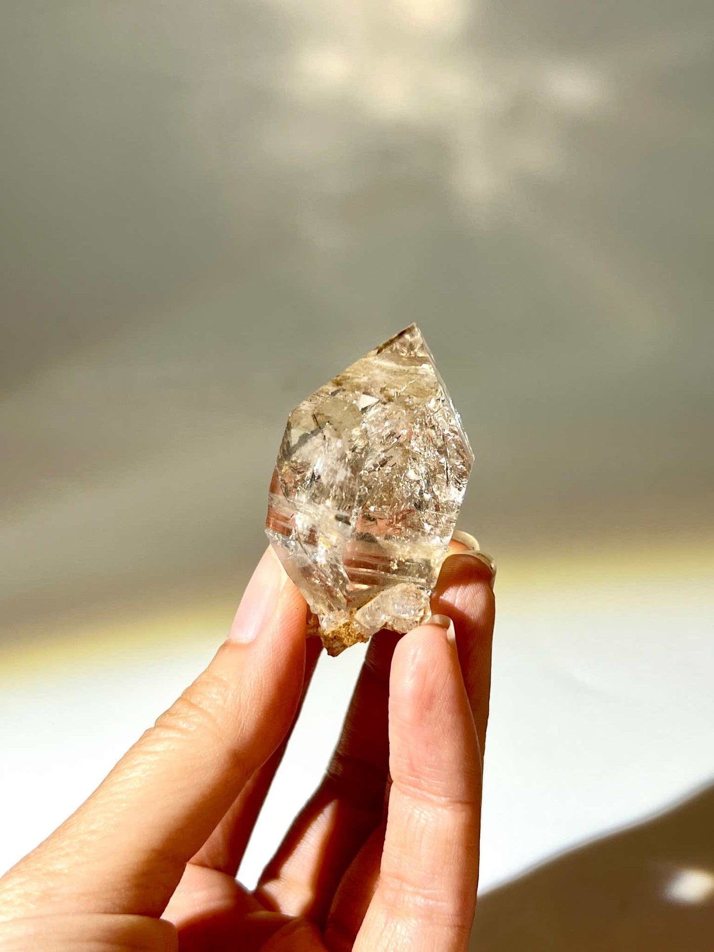 閃靈鑽 油膽閃靈鑽 骨幹閃靈鑽 閃靈鑽功效 淨化閃靈鑽 水晶原石