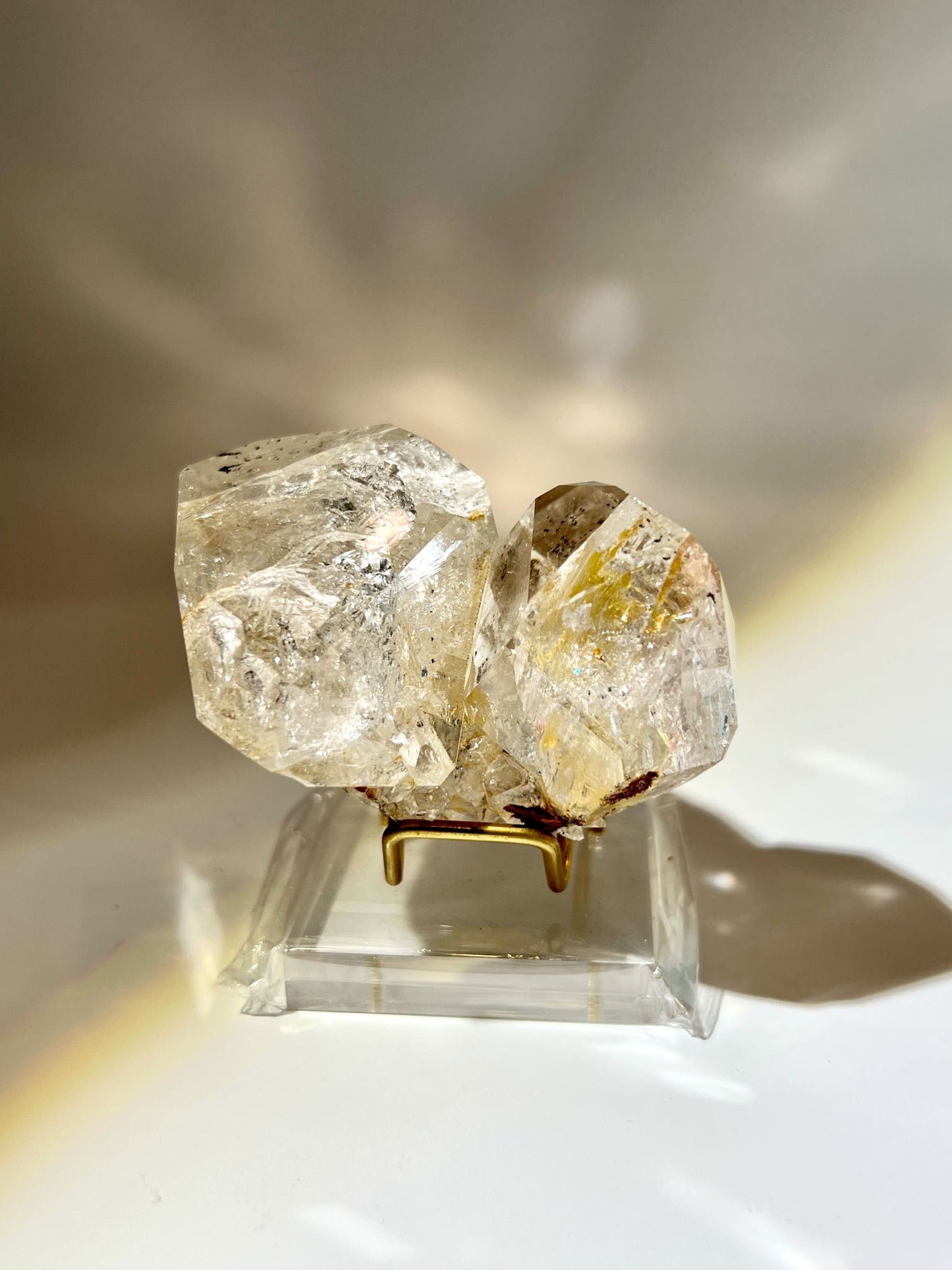 golden healer 美國閃靈鑽 赫基蒙閃靈鑽 閃靈鑽 閃靈鑽功效 香港閃靈 herkimerdiamond 水晶原石 雙尖水晶 美國閃靈鑽