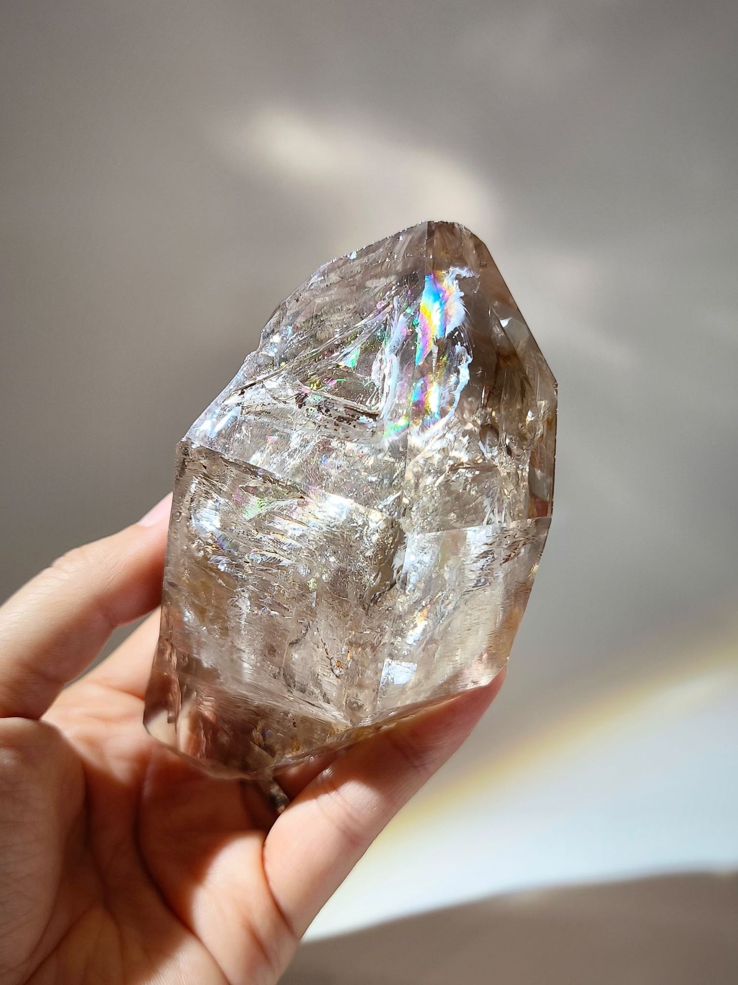 溶蝕水晶 水膽閃靈鑽 骸骨水晶 骸骨閃靈鑽 閃靈鑽 閃靈鑽功效 香港閃靈鑽 閃靈鑽產地 閃靈鑽淨化 閃靈鑽原石 淨化水晶 水晶原石 香港水晶店 herkimerdiamond skeletal quartz