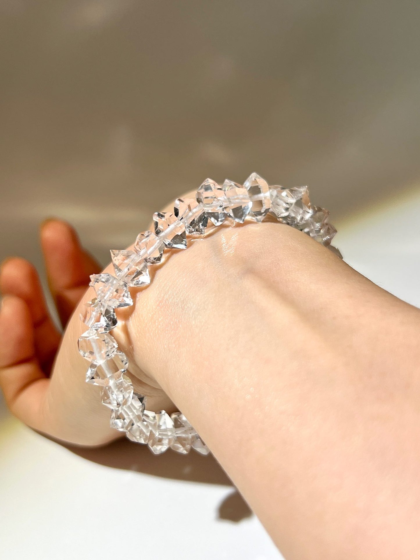 閃靈鑽 閃靈鑽功效 香港閃靈鑽 閃靈鑽產地 閃靈鑽淨化 閃靈鑽原石 淨化水晶 水晶原石 香港水晶店 香港水晶 herkimerdiamond
閃靈鑽手串