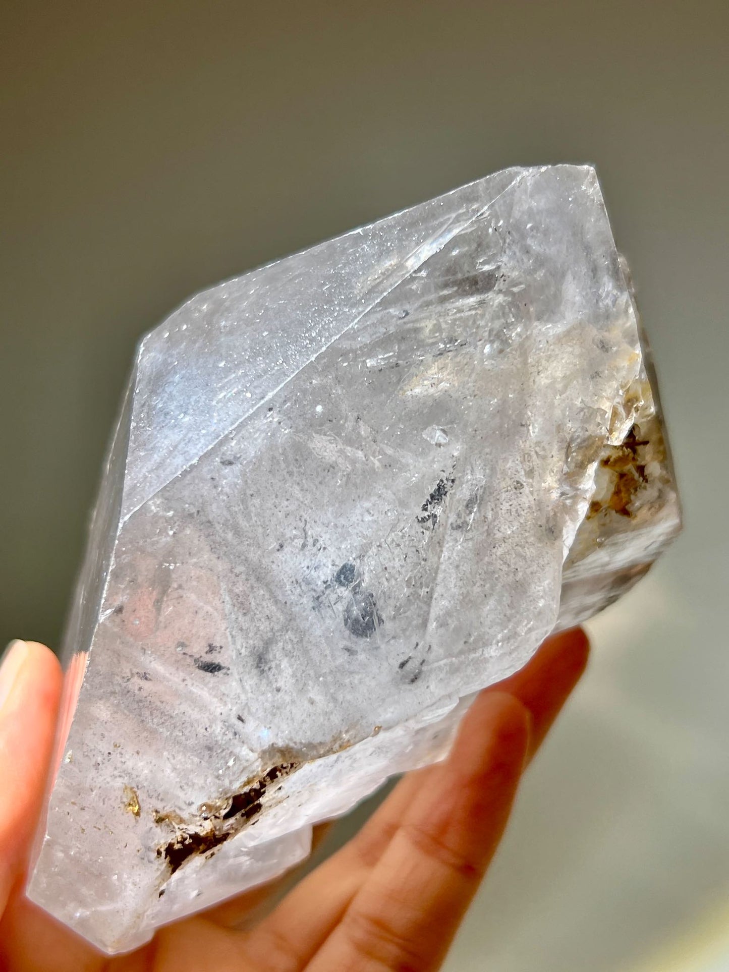 城堡水晶 骨幹水晶 骸骨水晶 herkimerdiamond elestial quartz skeletal quartz 骨幹閃靈鑽 南無水晶 namucrystal 天然水晶 水晶店 水晶原石 record keeper 資料庫水晶 黑閃靈鑽