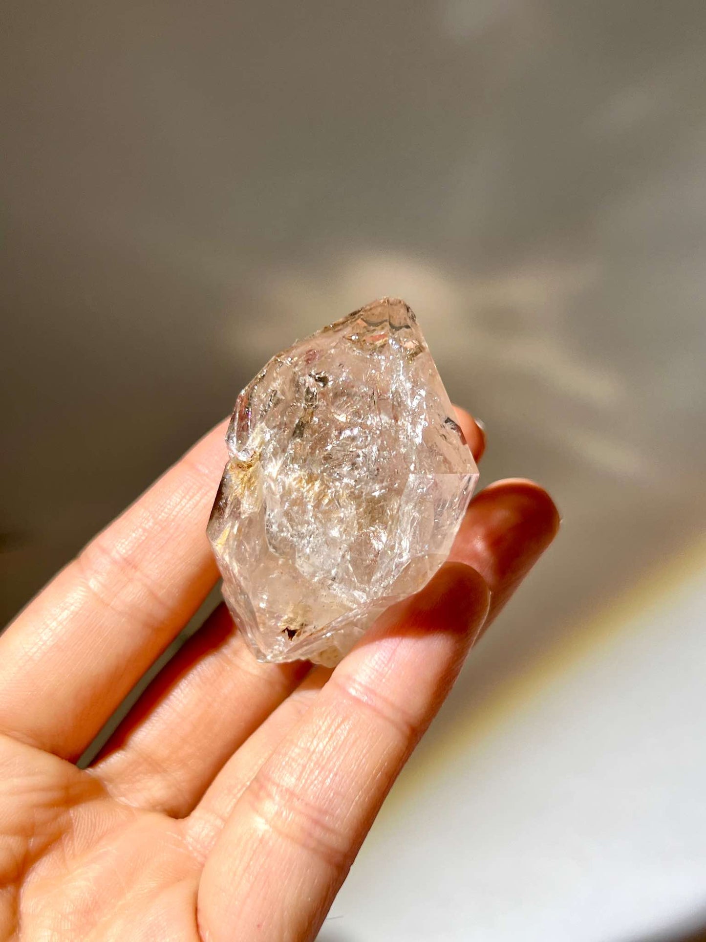 香港水晶 天然水晶 水晶原石 閃靈鑽 閃靈鑽水晶 閃靈鑽功效 香港閃靈鑽 香港水晶店
