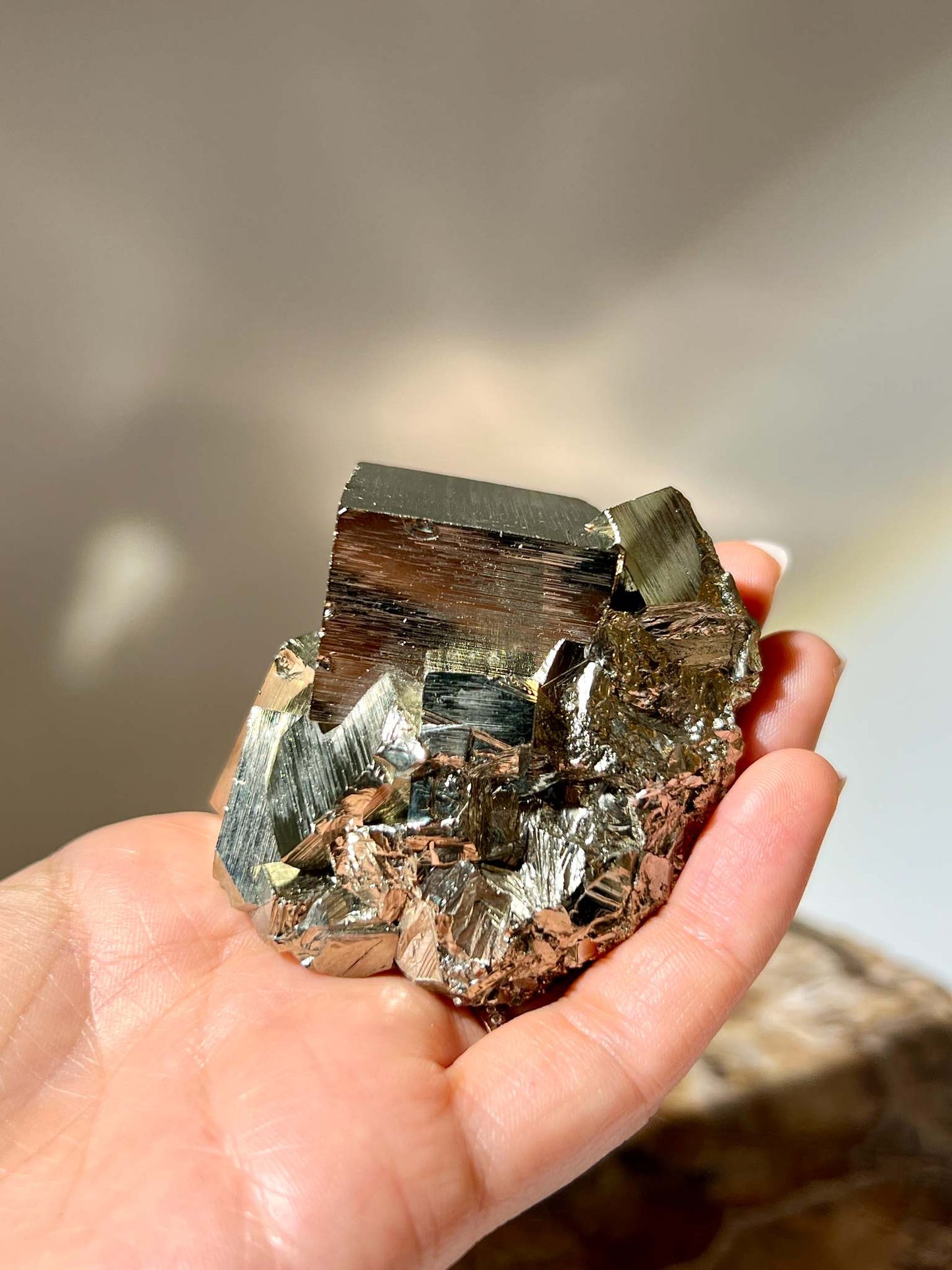 招財 黃金 黃鐵礦 愚人金 招財水晶 財運水晶 提升運氣 財富 金錢能量 秘魯黃鐵礦 pyrite 太陽輪 黃色原石 能量提升 秘魯黃鐵礦能量 鏈接大地能量 提升與大地的連結 提升行動力