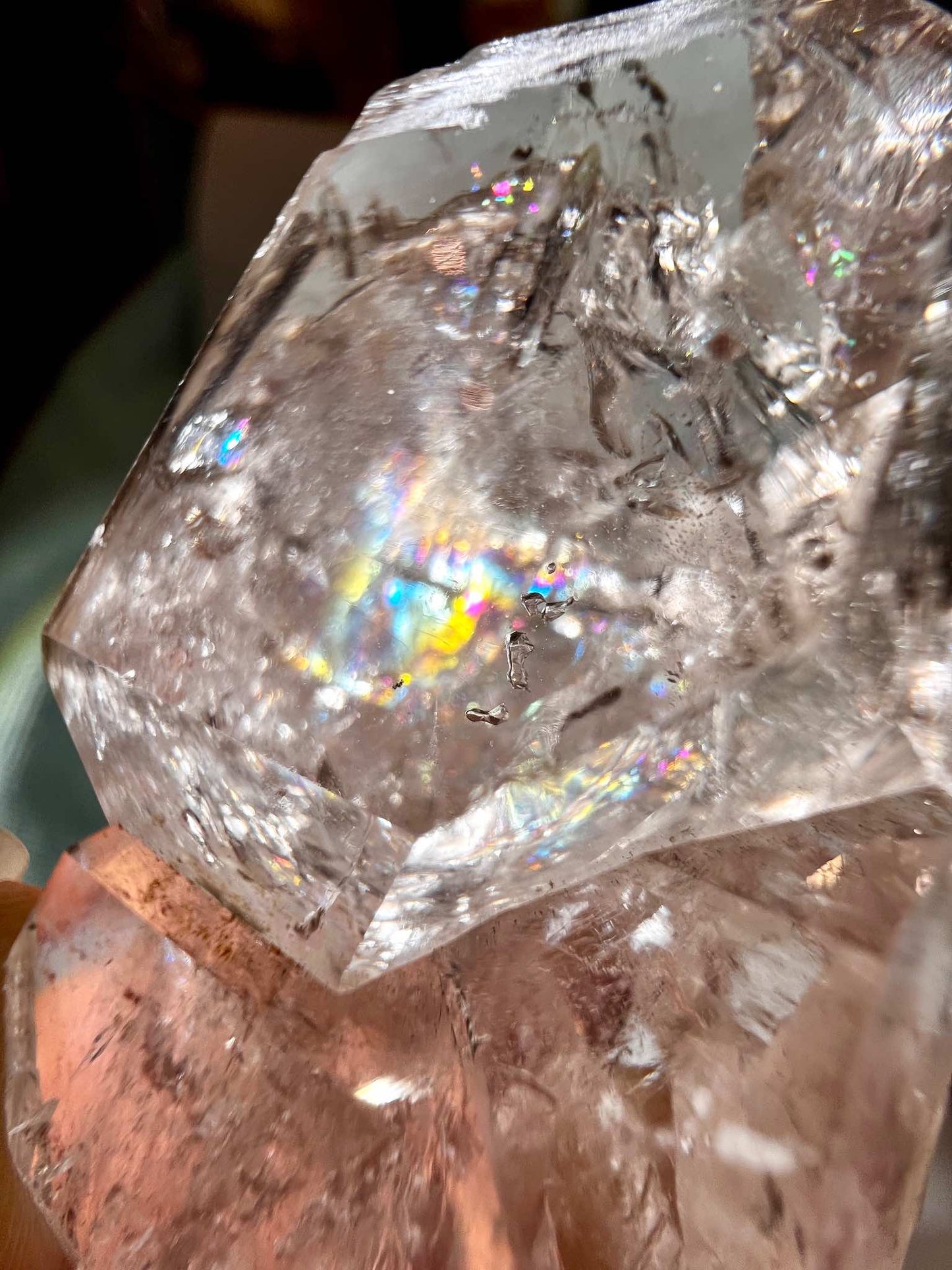彩虹水晶 閃靈鑽 閃靈鑽水晶 骨幹閃靈鑽 閃靈鑽功效 淨化閃靈鑽 水晶原石 白水晶 骨幹水晶