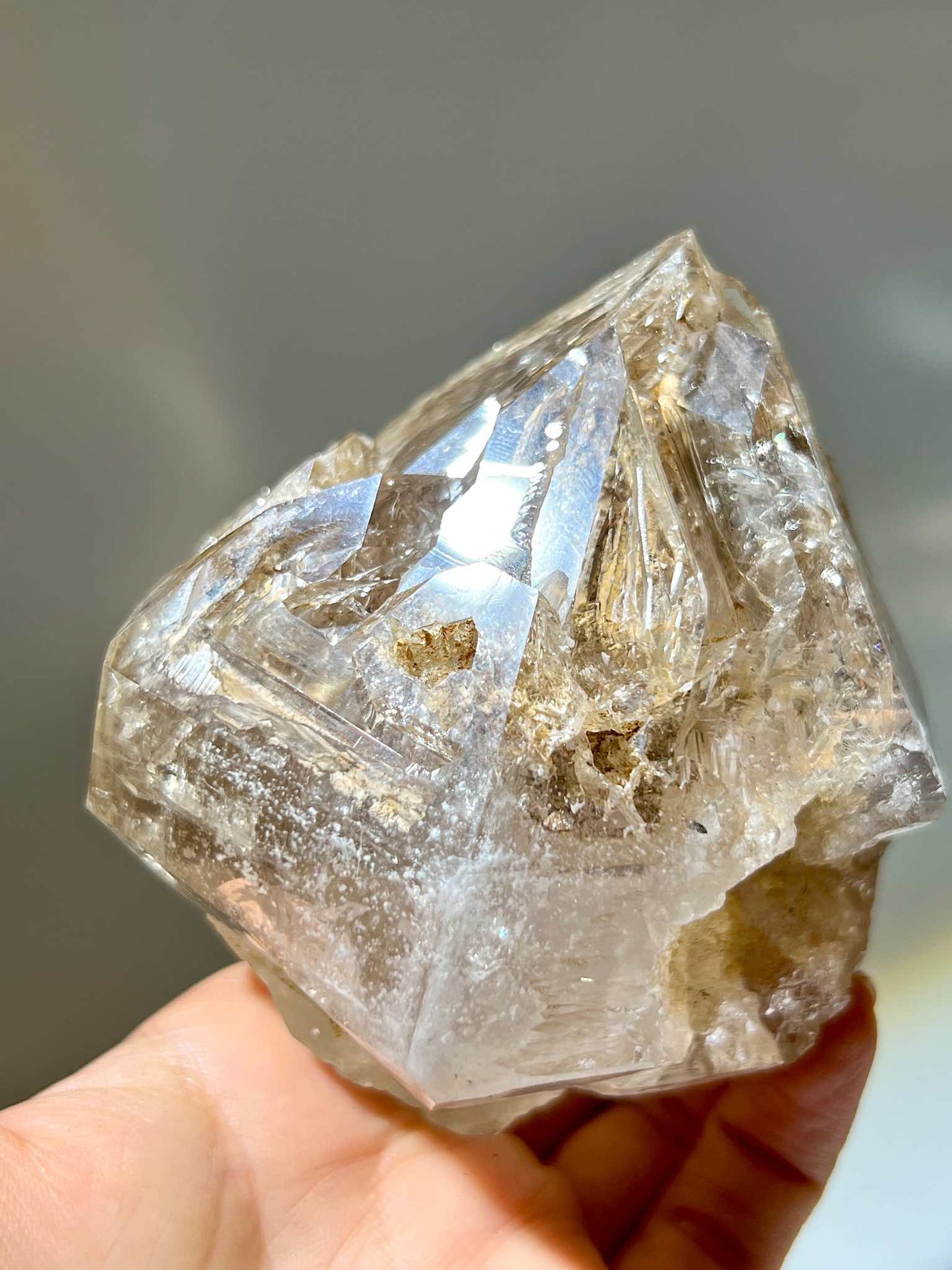 骸骨閃靈鑽 骸骨水晶 skeletal Herkimer diamond 美國閃靈鑽 赫基蒙閃靈鑽 閃靈鑽 香港閃靈鑽 白水晶 白晶 水晶 天然水晶 南無水晶 namucrystal 巴基斯坦閃靈鑽 空窗 窗子水晶 涅槃水晶