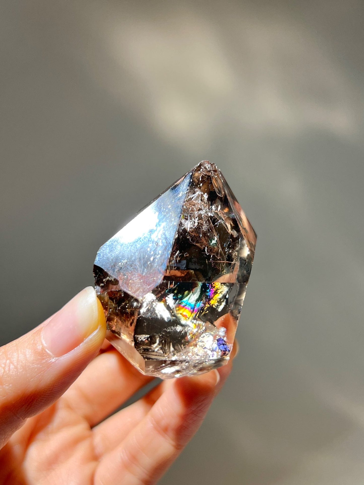 茶晶 茶晶閃靈鑽 閃靈鑽 閃靈鑽功效 香港閃靈鑽 油膽閃靈鑽 閃靈鑽淨化 閃靈鑽原石 淨化水晶 水晶原石 香港水晶店 香港水晶 herkimerdiamond 煙晶 白水晶