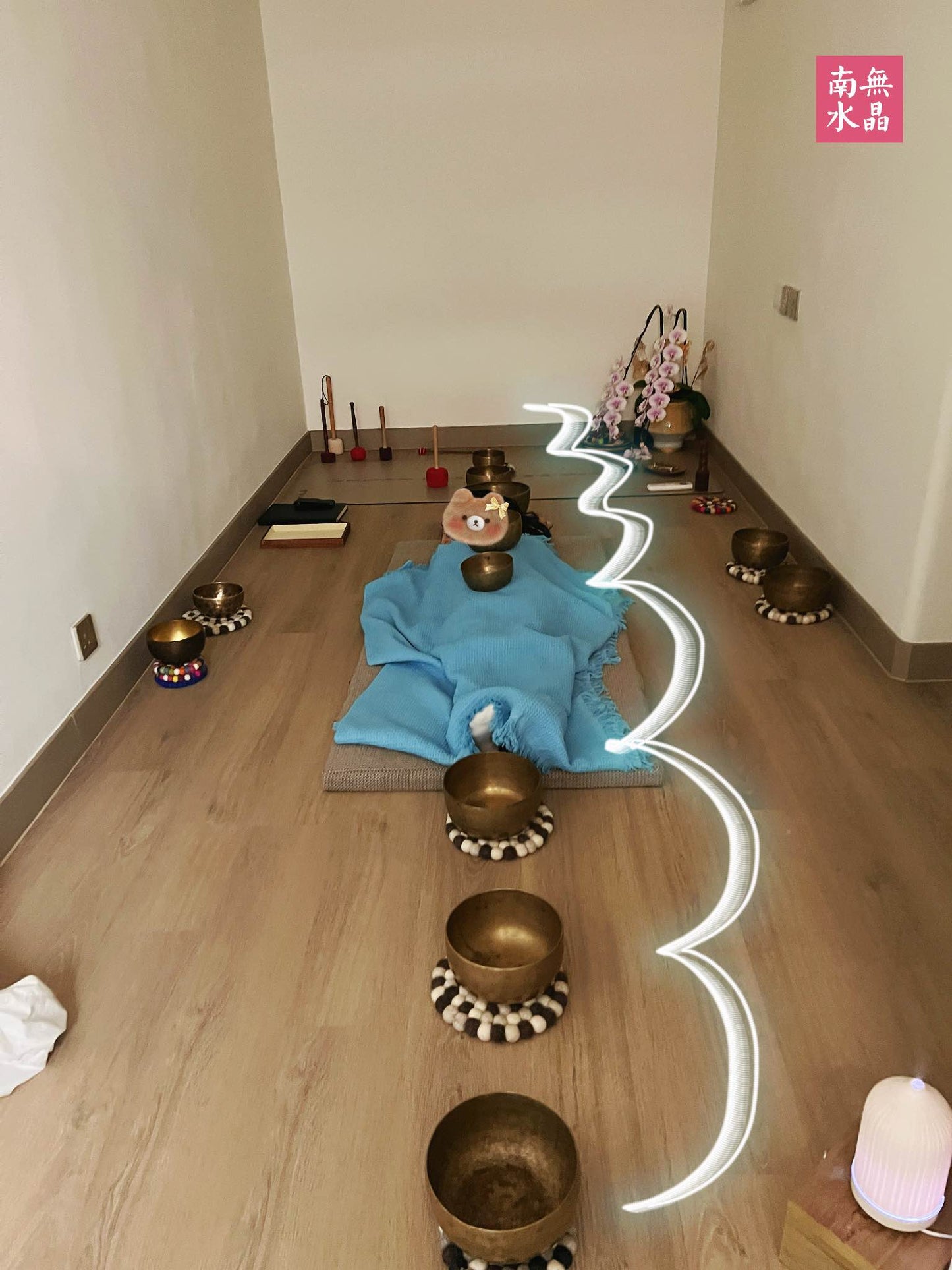 Singing Bowl sound healing 頌缽 香港頌缽 頌缽治療 能量治療 南無水晶 淨化能量 淨化脈輪 頌缽淨化 sound therapy namucrystal 南無水晶 聲療 古董頌缽 頌缽淨化