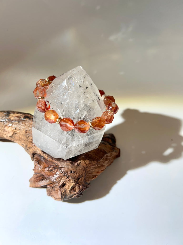 【NAMU推薦】收藏級閃靈鑽原石(大款-流動水膽)