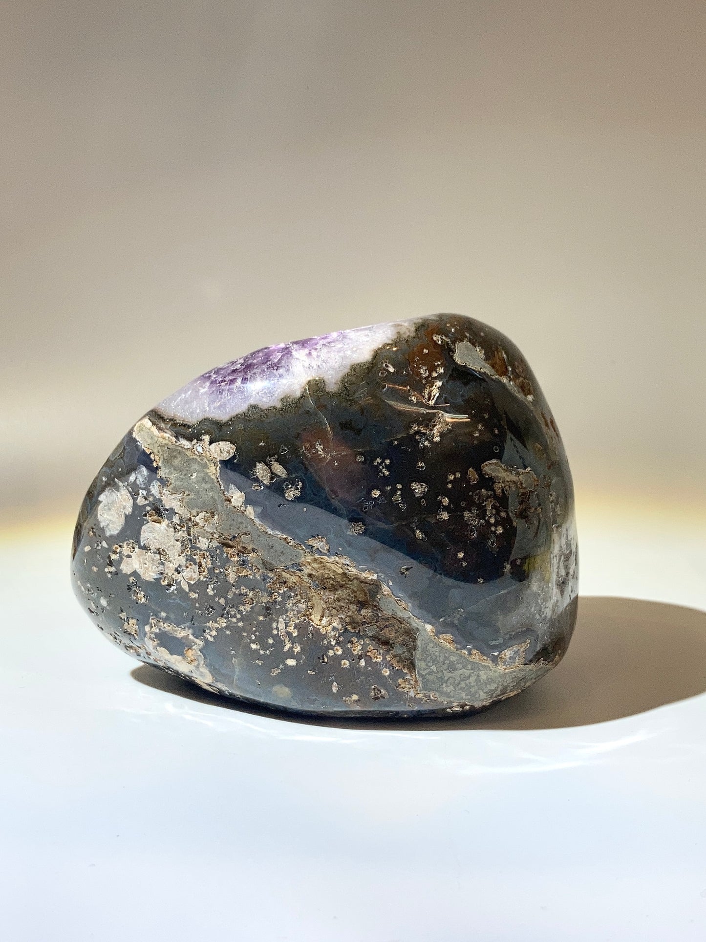 紫晶錢袋子 送底座 (中款)