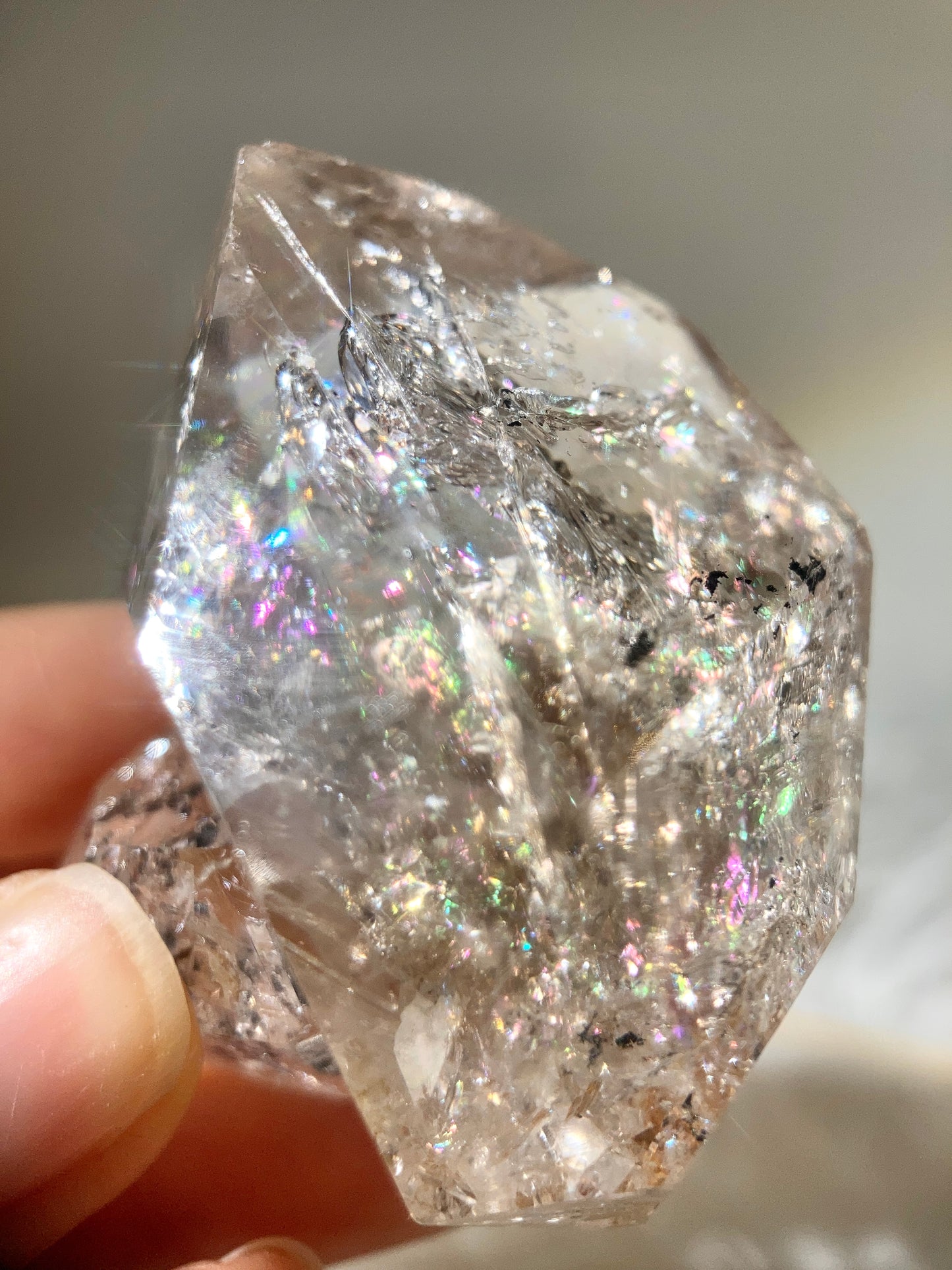 香賓金閃靈鑽(多彩虹、雙生鑽)