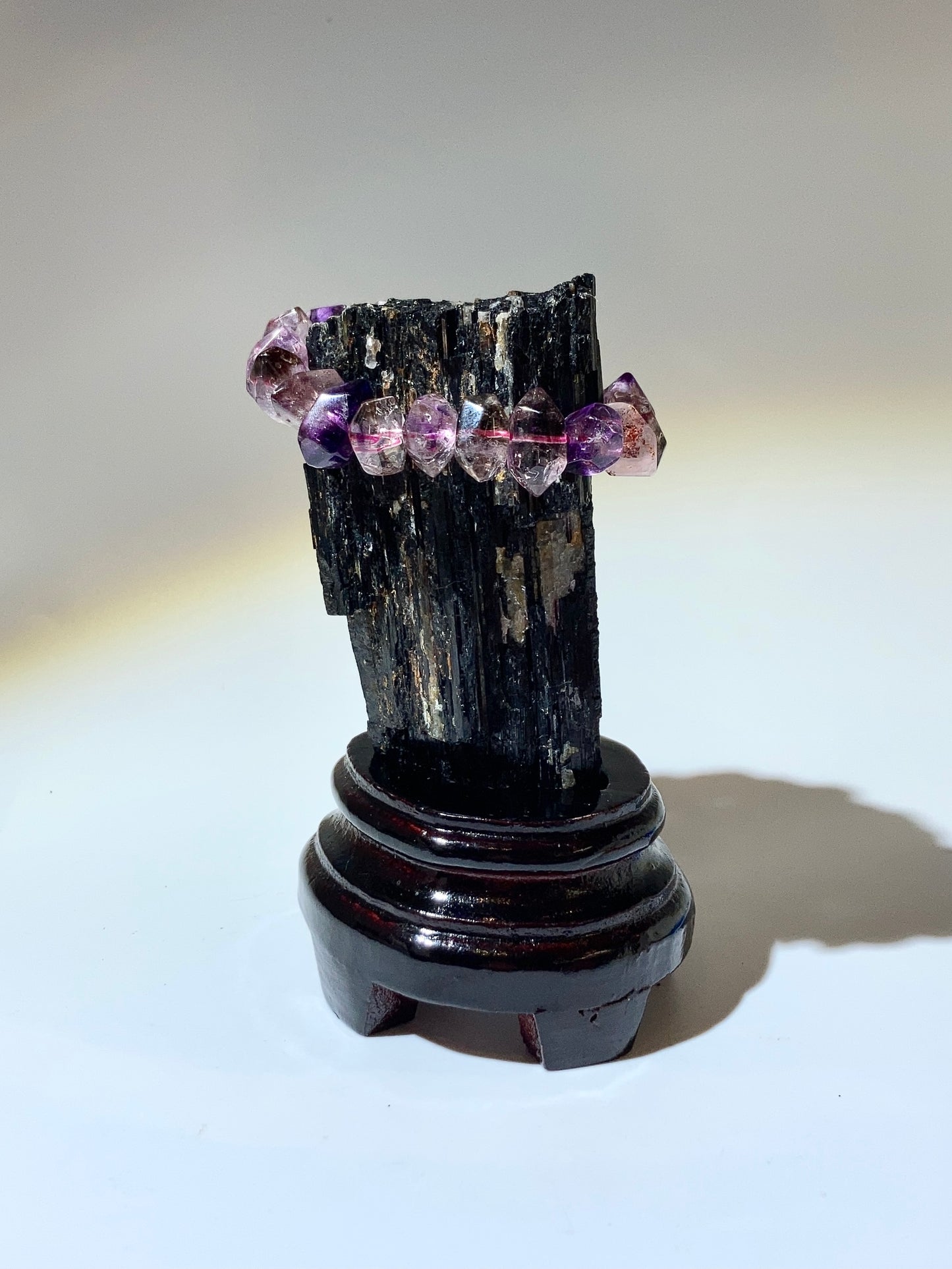 黑碧璽原石 - 𝑺𝒄𝒉𝒐𝒓𝒍 (附送底座)