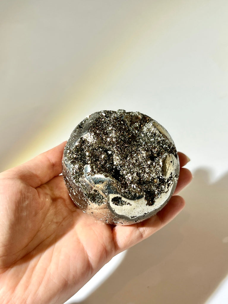 秘魯黃鐵礦圓球