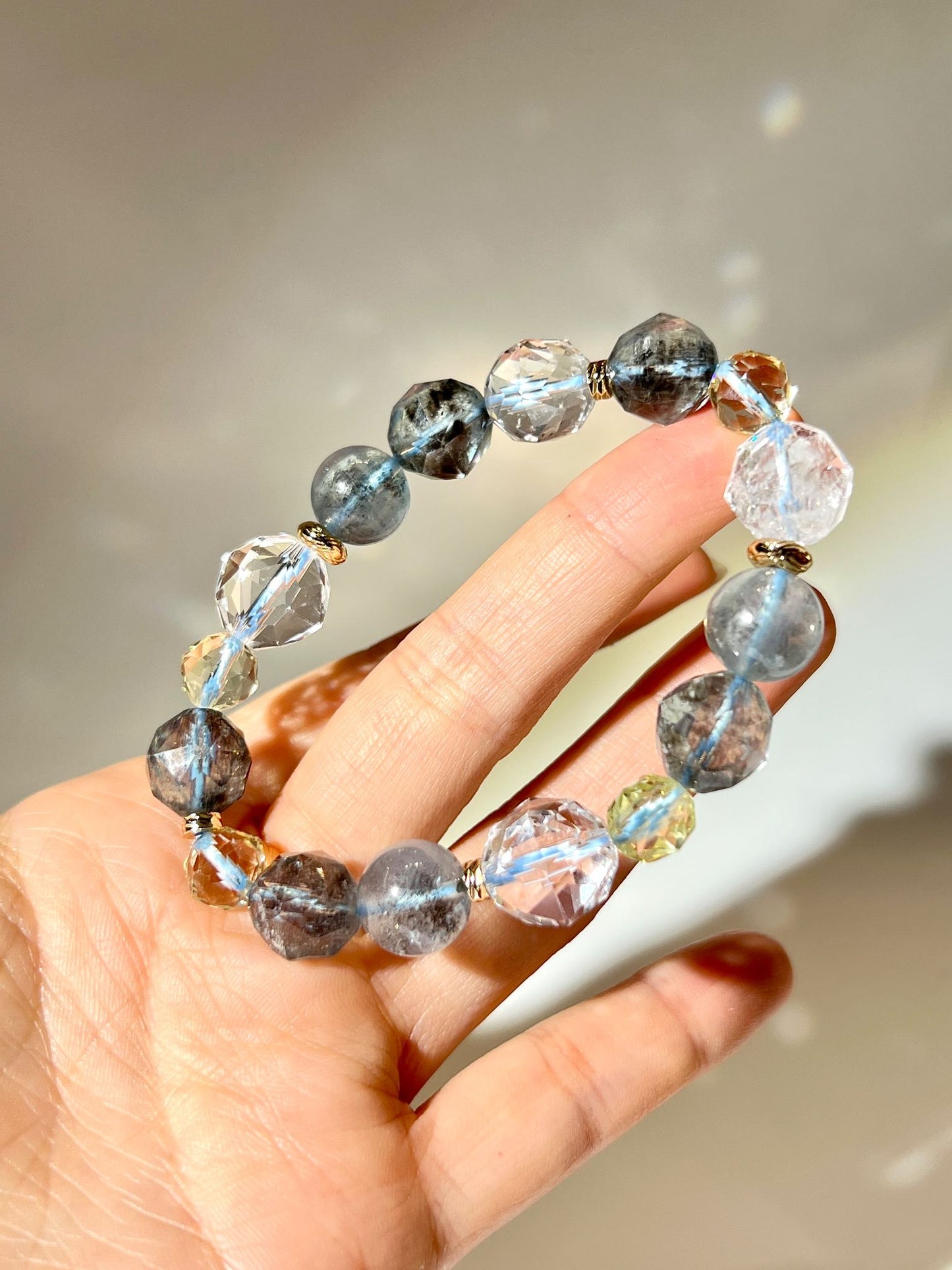 多種魔鬼海藍寶 海藍寶不同質素及級別 藍色水晶屬水