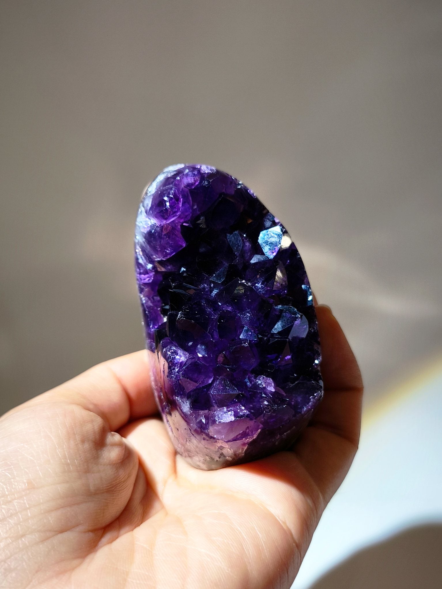 紫晶鎮 紫水晶 晶鎮 紫水晶原石 紫水晶 紫晶洞 香港紫晶洞 招財水晶 水晶風水 烏拉圭紫晶洞 招財