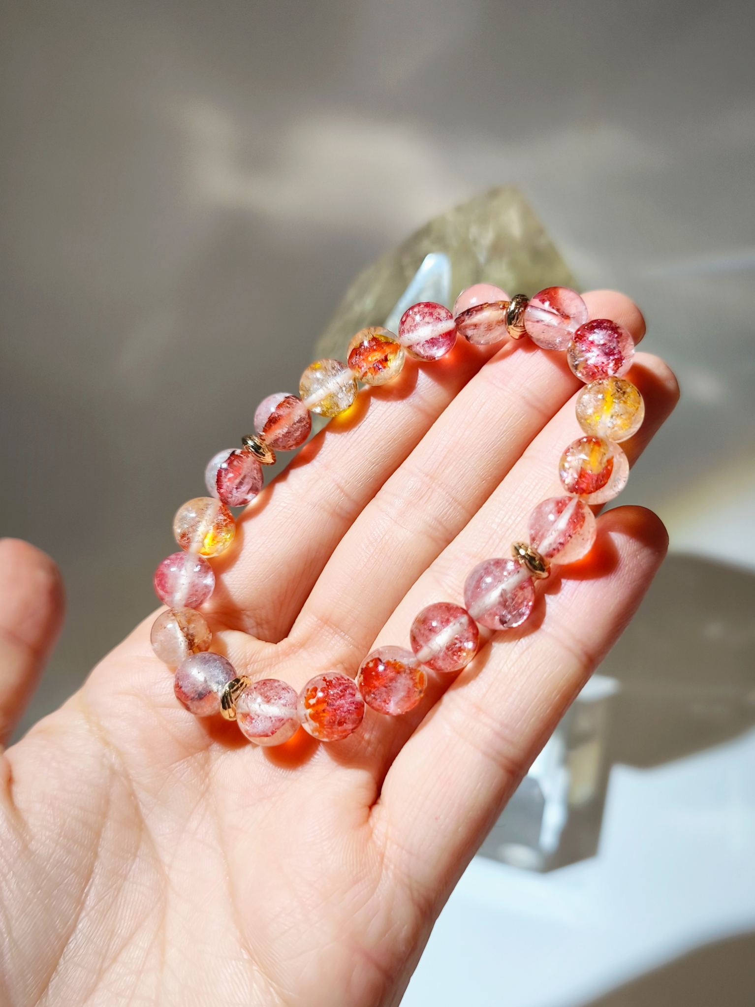 錦鯉膠花 膠花水晶 南無水晶 namu crystal 定制手串 脈輪定制服務 頌缽療愈 Hematoid quartz 錦鯉膠花功效 事業提升