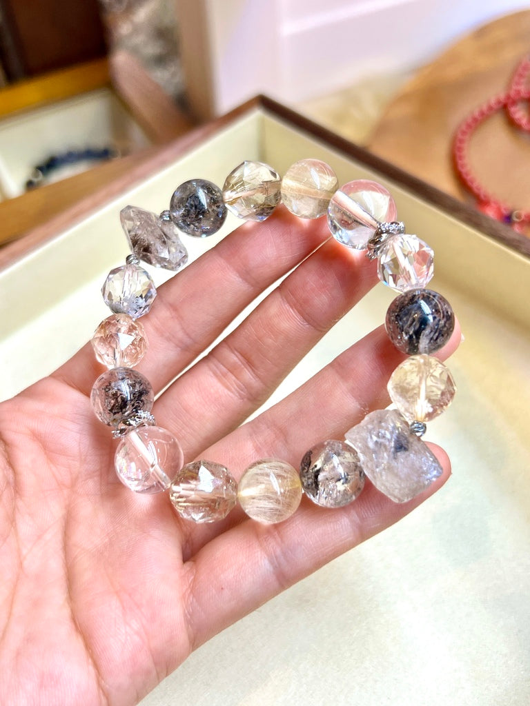 閃靈鑽金髮晶