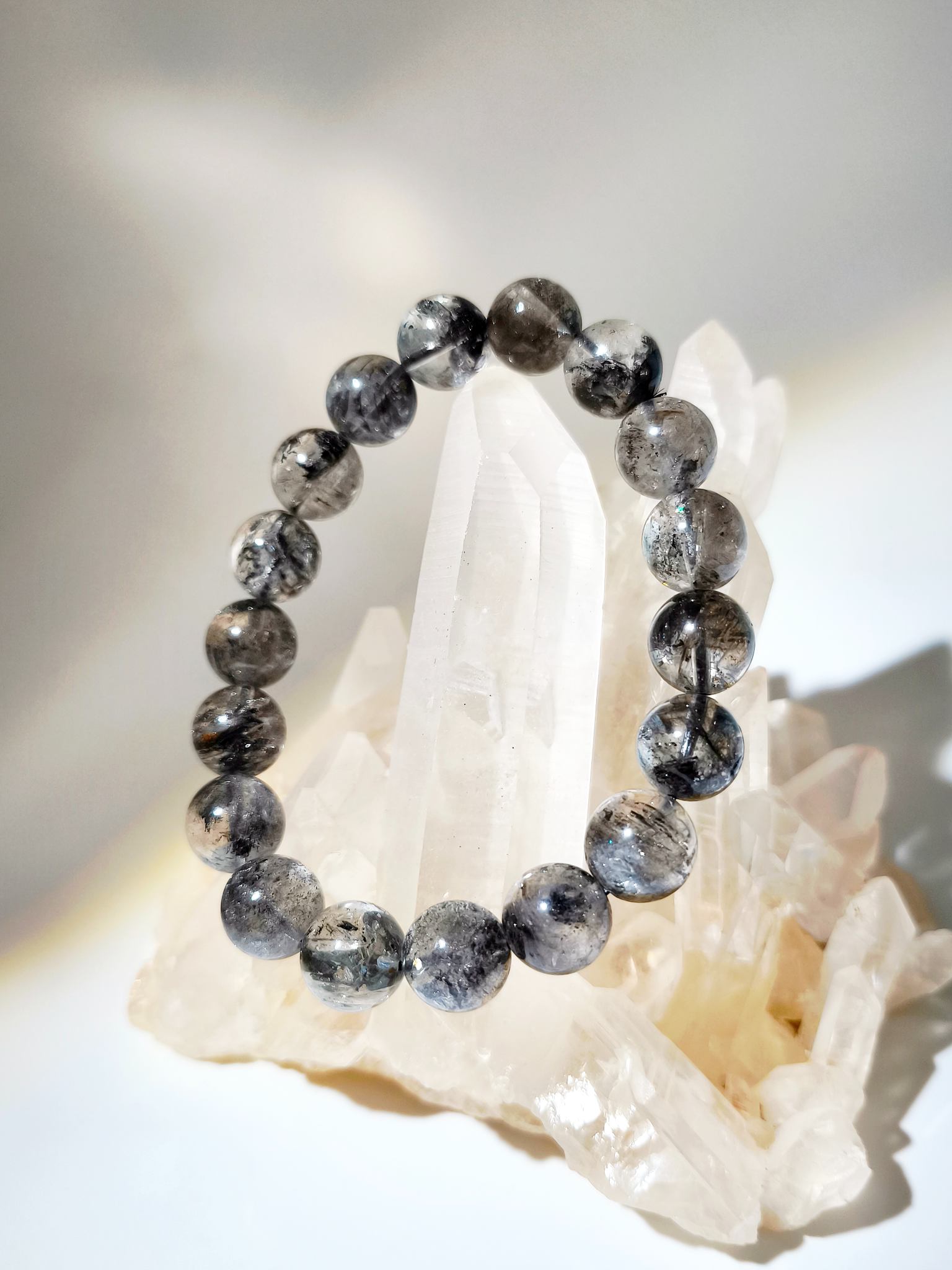 herkimerdiamond 美國閃靈鑽 閃靈鑽 閃靈鑽功效 香港閃靈鑽 閃靈鑽產地 閃靈鑽淨化 赫基蒙閃靈鑽 閃靈鑽手鏈 舒緩負面情緒