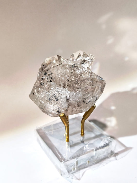 what is herkimer diamond 閃靈鑽 Herkimer Diamond 共生閃靈鑽 閃靈鑽功效 什麽是閃靈鑽 namucrystal 閃靈鑽淨化 閃靈鑽能量 閃靈鑽清透多彩