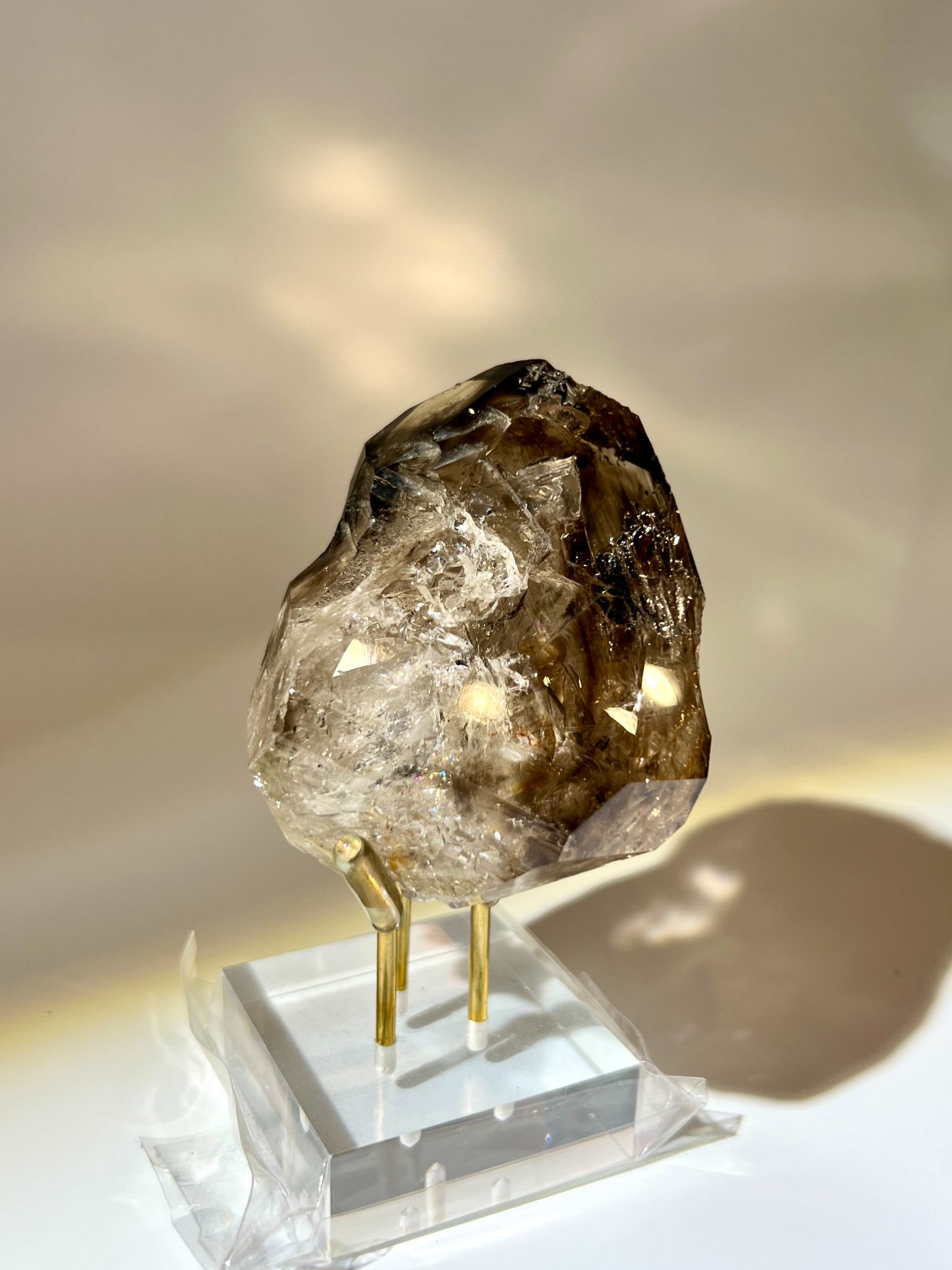 骸骨閃靈鑽 骸骨水晶 skeletal Herkimer diamond 美國閃靈鑽 赫基蒙閃靈鑽 閃靈鑽 香港閃靈鑽 白水晶 白晶 水晶 天然水晶 南無水晶 namucrystal 骨幹水晶 骨幹閃靈鑽 香港水晶店