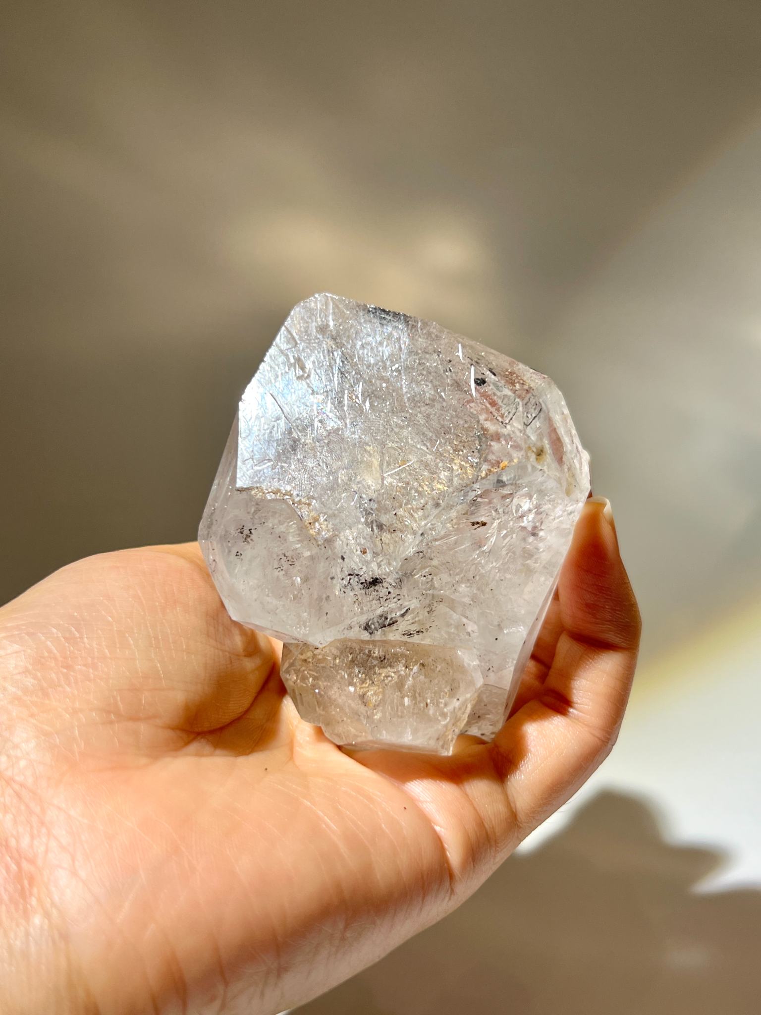 骸骨閃靈鑽 骸骨水晶 skeletal Herkimer diamond 美國閃靈鑽 赫基蒙閃靈鑽 閃靈鑽 香港閃靈鑽 白水晶 白晶 水晶 天然水晶 南無水晶 namucrystal 骨幹水晶 骨幹閃靈鑽 香港水晶店 golden healer