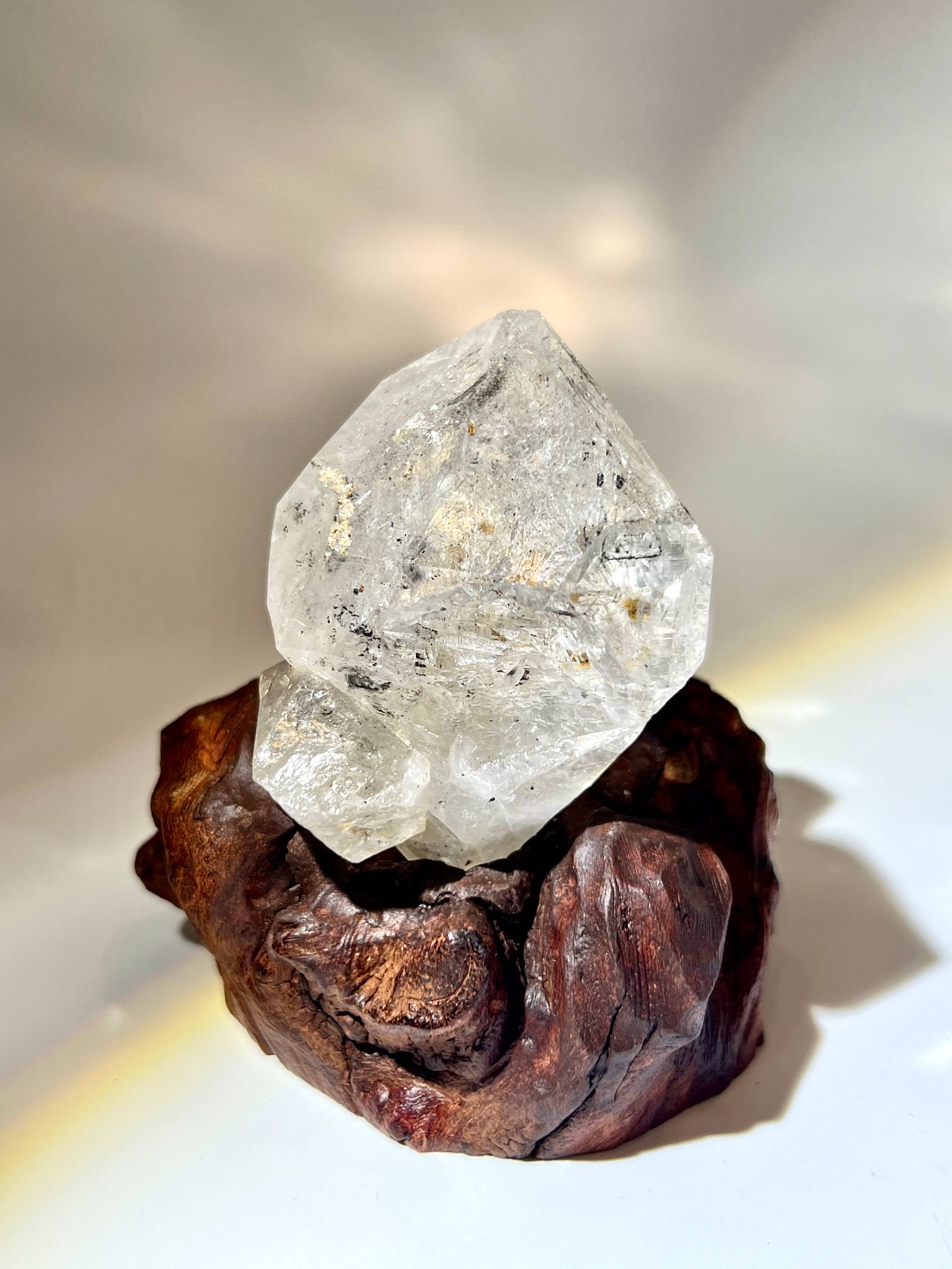 骸骨閃靈鑽 骸骨水晶 skeletal Herkimer diamond 赫基蒙閃靈鑽 閃靈鑽 香港閃靈鑽 白水晶 白晶 水晶 天然水晶 南無水晶 namucrystal 骨幹水晶 骨幹閃靈鑽 香港水晶店 record keeper
