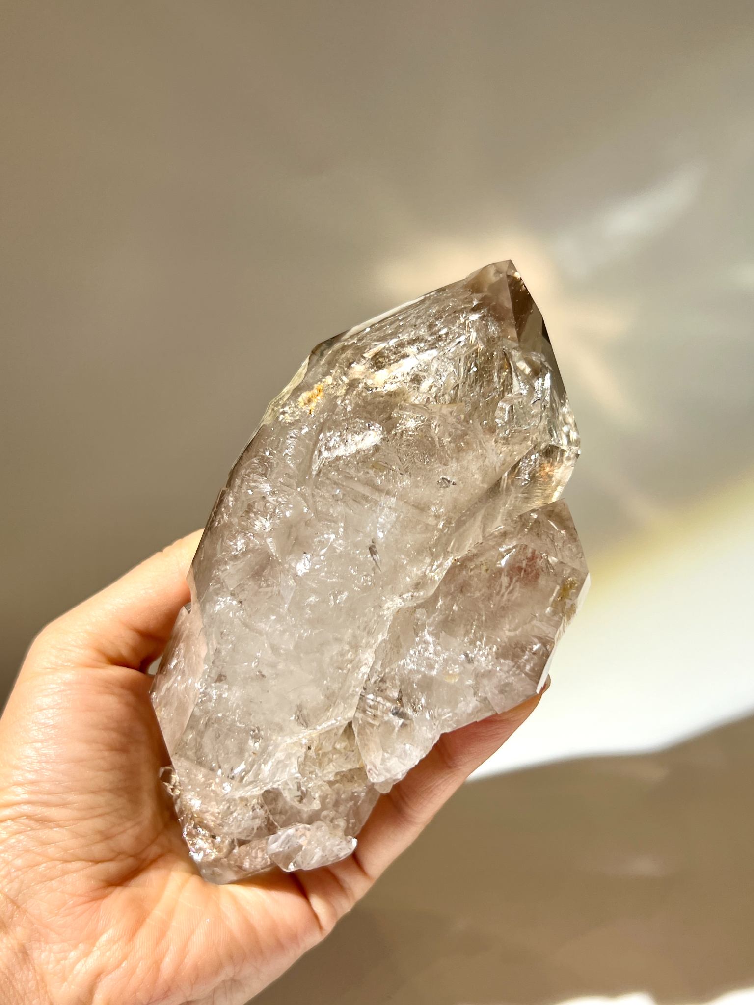 骸骨閃靈鑽 骸骨水晶 骨幹水晶 骨幹閃靈鑽 赫基蒙閃靈鑽 閃靈鑽 香港閃靈鑽 白水晶 白晶 水晶 天然水晶 南無水晶 骨幹水晶 骨幹閃靈鑽 香港水晶店 閃靈鑽香港 namucrystal herkimer diamond