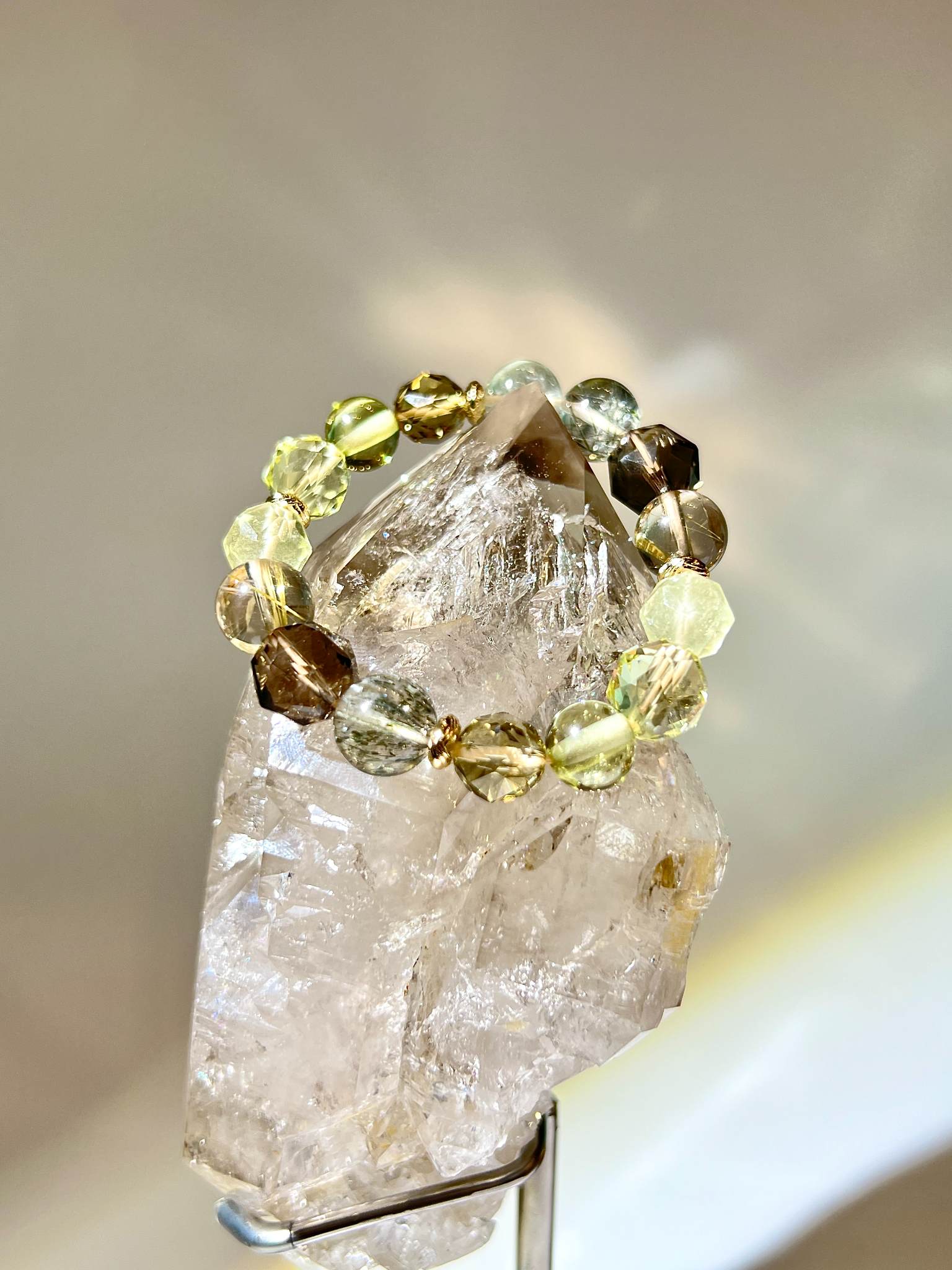 骸骨閃靈鑽 骸骨水晶 骨幹水晶 骨幹閃靈鑽 赫基蒙閃靈鑽 閃靈鑽 香港閃靈鑽 白水晶 白晶 水晶 天然水晶 南無水晶 骨幹水晶 骨幹閃靈鑽 香港水晶店 閃靈鑽香港 namucrystal
