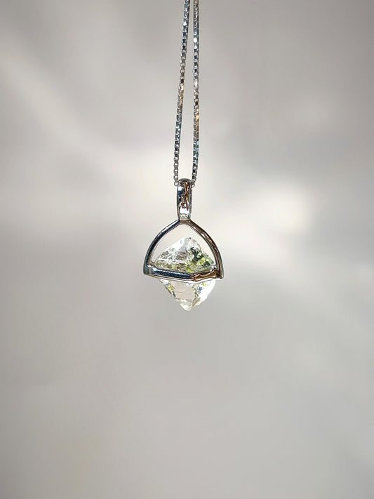 Herkimerdiamond 閃靈鑽吊墜 巴基斯坦閃靈鑽 閃靈鑽 閃靈鑽功效 香港閃靈鑽 水晶原石 雙尖水晶 黃金油膽閃靈鑽 能量强大 