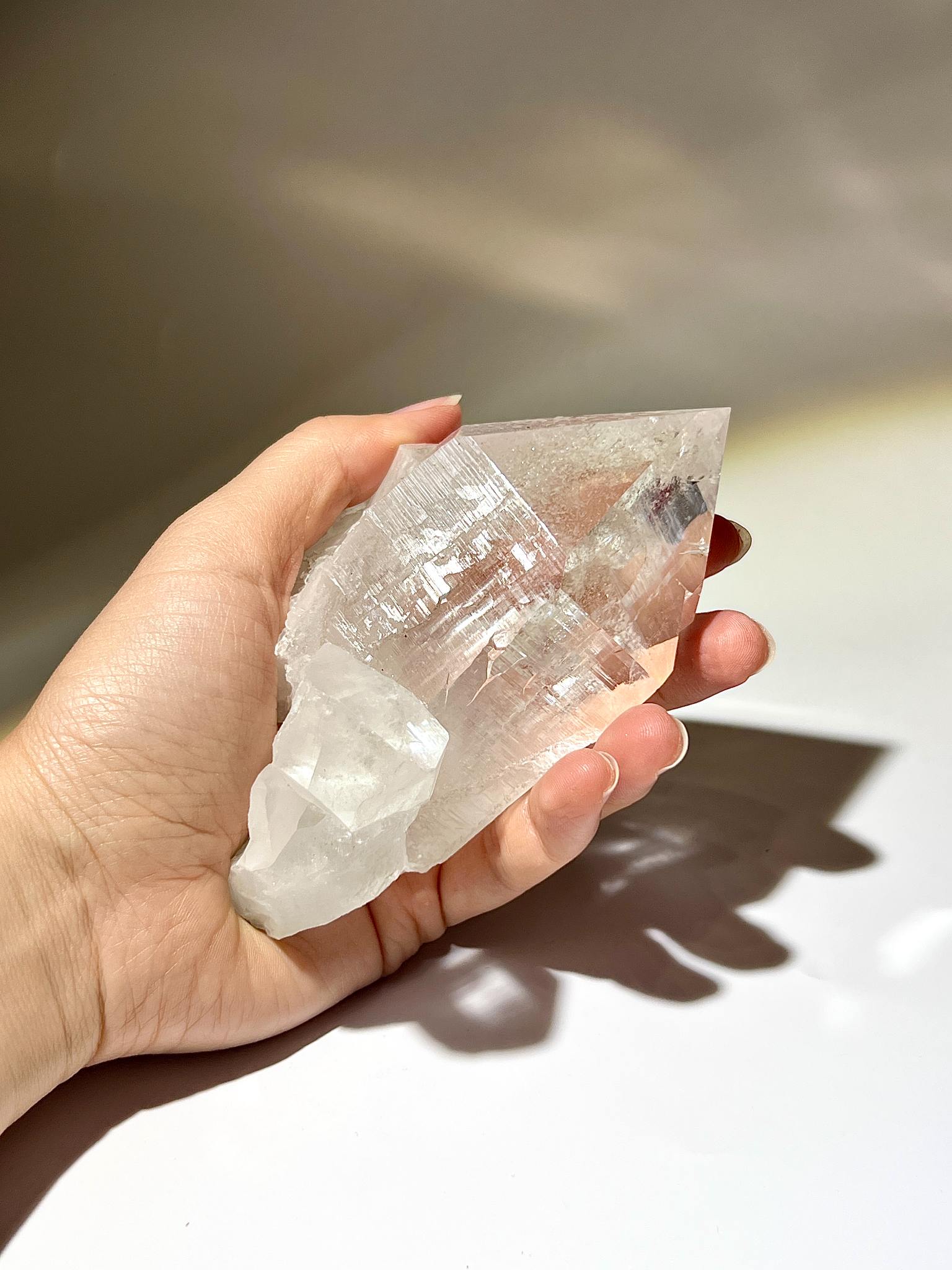 Himalayan Quartz 360g crystal display 喜馬拉雅水晶家居擺設與冥想空間