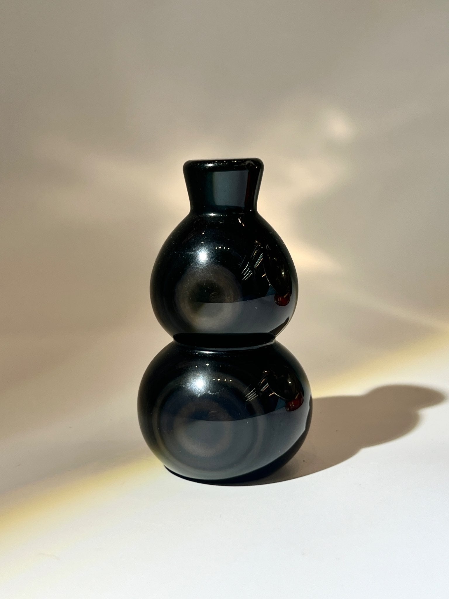 黑曜石壺蘆（大款, 吸負能量, 化解小人） – 南無水晶Namucrystal