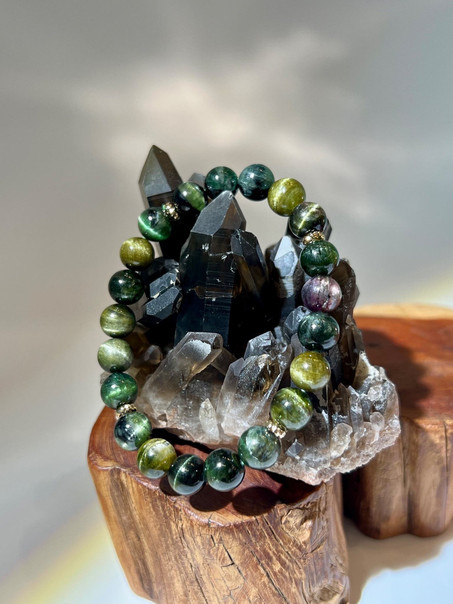 碧璽 貓眼碧璽 碧璽 西瓜碧璽 碧璽手鏈 香港碧璽 貓眼碧璽 tourmaline 碧璽能量 碧璽功效 藍碧璽 碧璽水晶 碧璽功效 南無水晶 namucrystal blue tourmaline