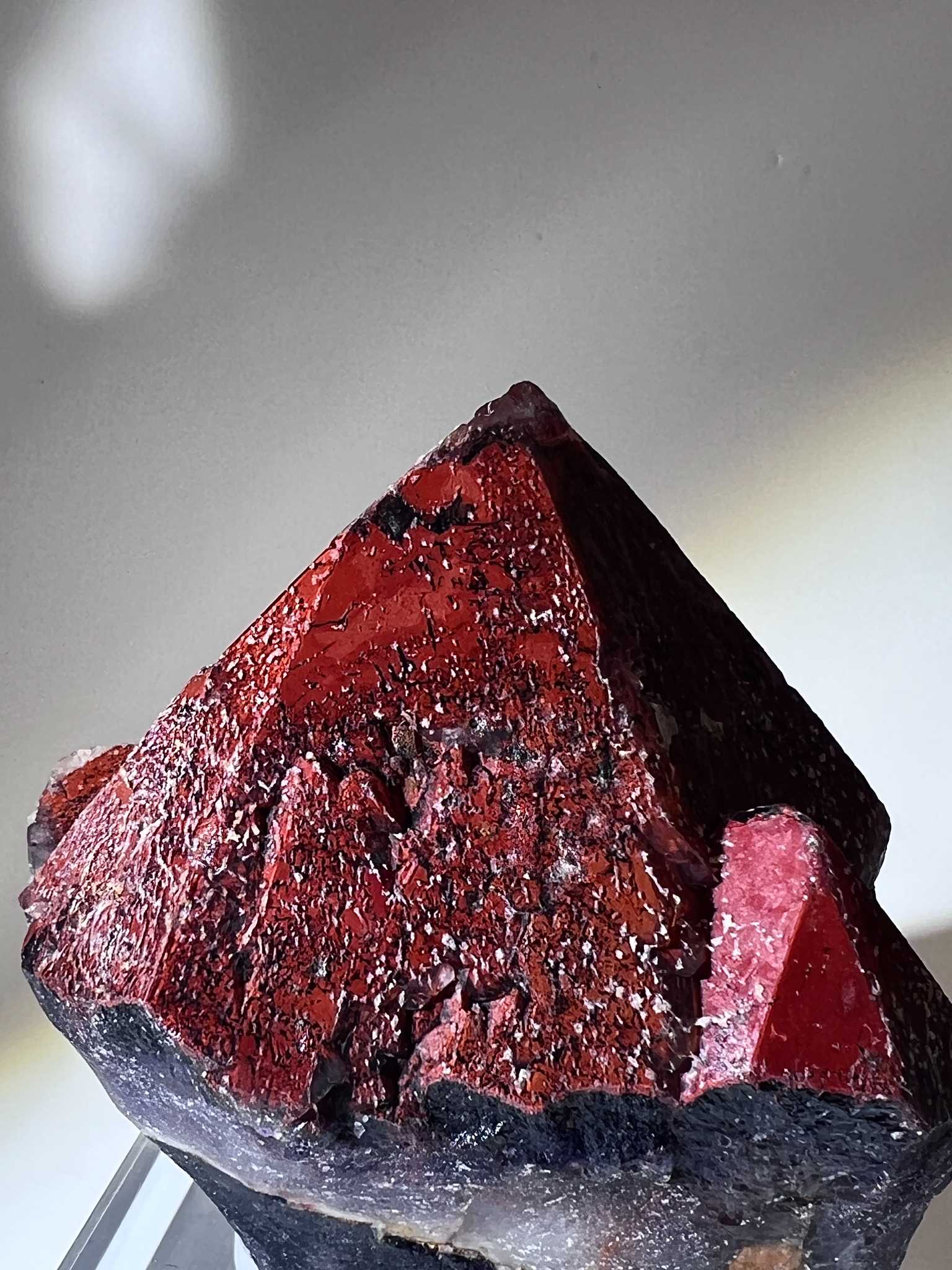 Auralite 23 raw crystal specimen 加拿大極光23原石骨幹水晶標本。