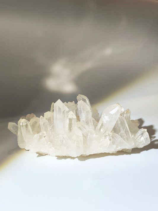 白晶簇 水晶簇 天然水晶 天然晶簇 淨化消磁 晶簇功效 clear quartz cluster 香港晶簇