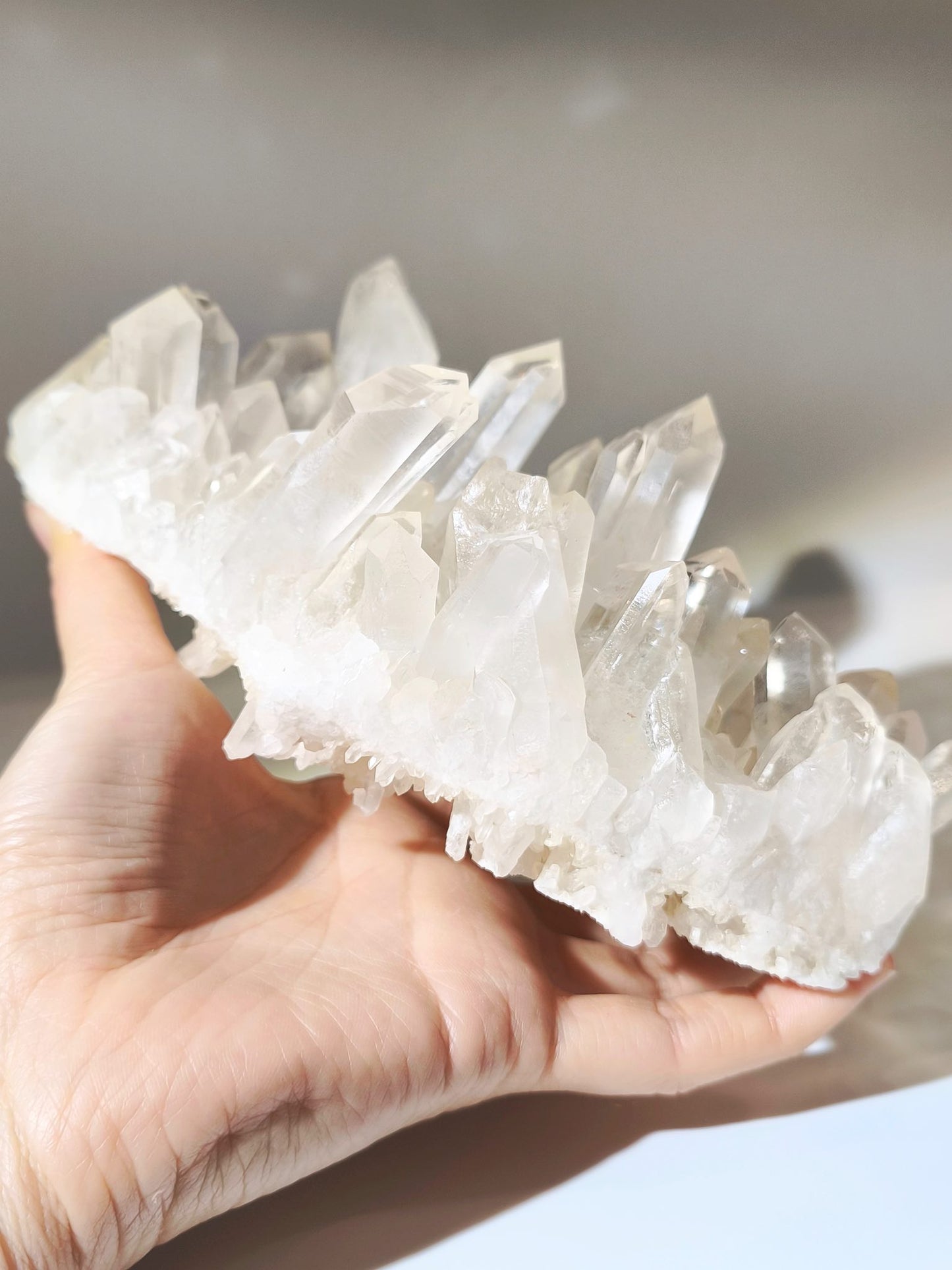 白晶簇 水晶簇 天然水晶 天然晶簇 淨化消磁 晶簇功效 clear quartz cluster 香港晶簇 雙尖水晶