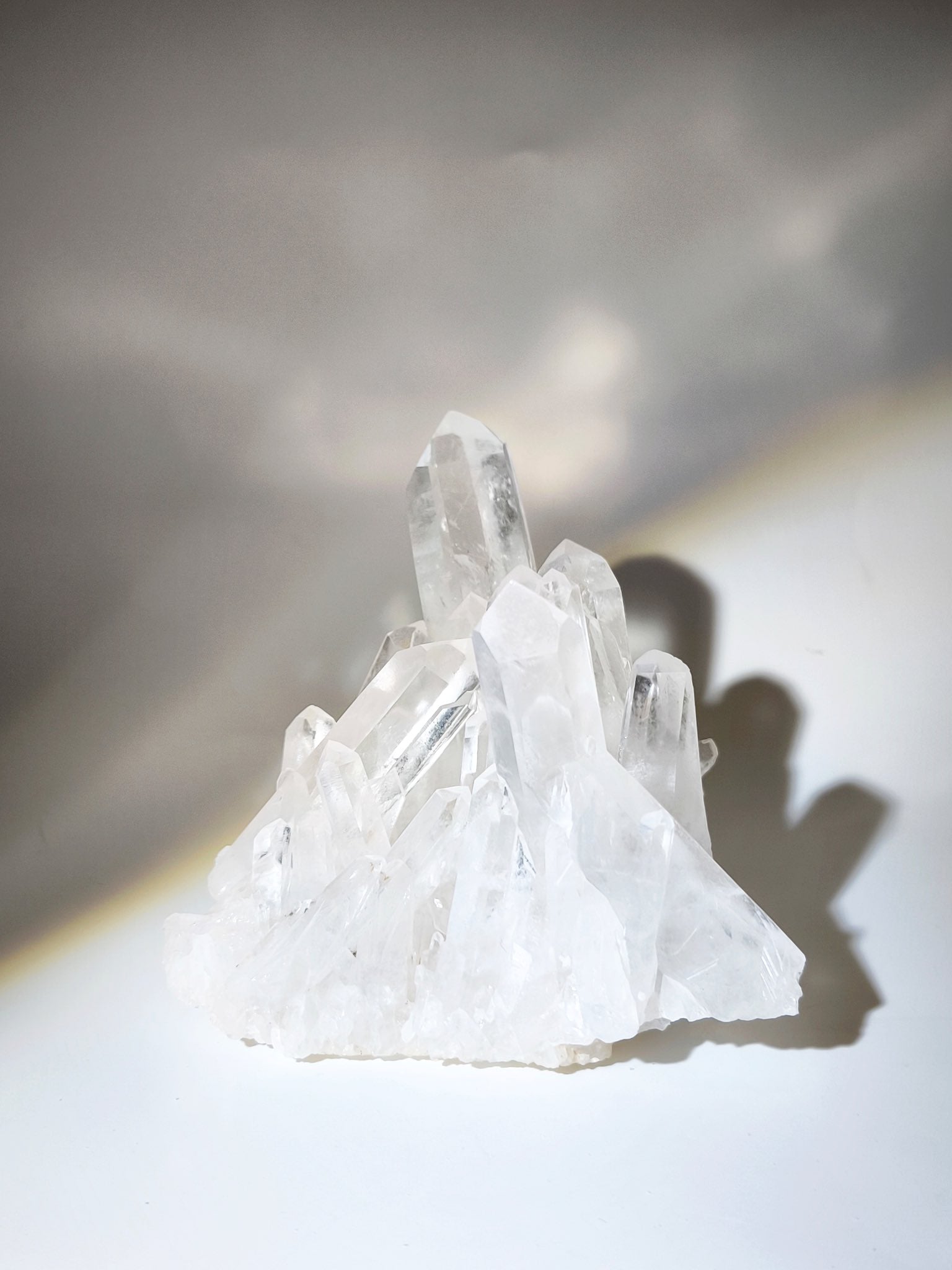 水晶店 香港水晶店 香港水晶 白晶簇 淨化水晶 家居淨化 水晶功效 水晶原石 白水晶 晶簇 晶簇功效